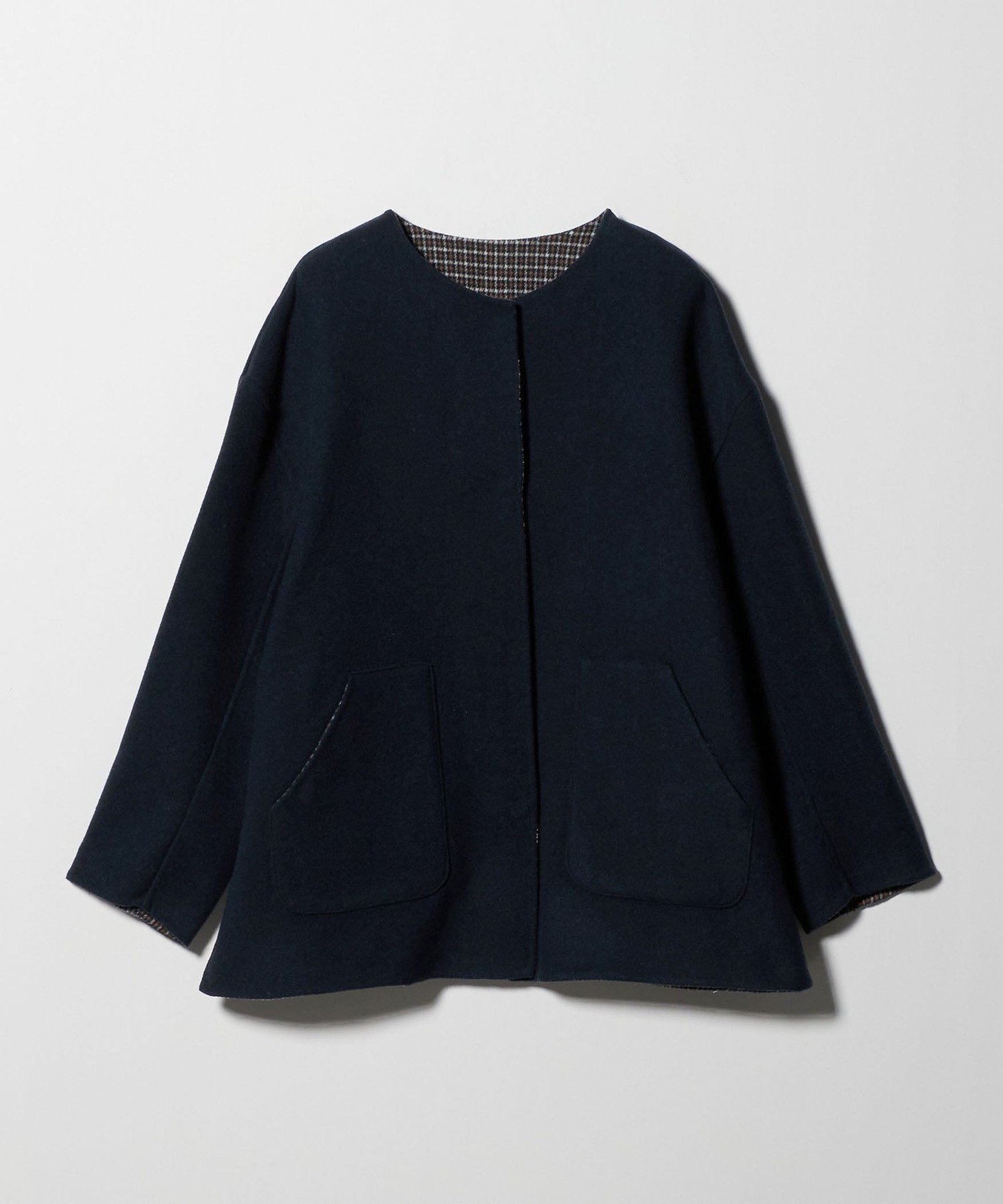 【ユナイテッドアローズ/UNITED ARROWS】のリバー ノーカラーコート -リバーシブル- A DAY IN THE LIFE インテリア・キッズ・メンズ・レディースファッション・服の通販 founy(ファニー) 　ファッション　Fashion　レディースファッション　Fashion for Women　アウター　Coat / Outerwear Collection　コート・ロングコート・ピーコート　Long Coats, Peacoats & More　ダブル　Double, Double-Breasted　チェック　Check, Plaid, Tartan　トレンド　Trend, Trending Now　バランス　Balance, Style Balance　フェイス　Face, Facial Design　無地　Plain, Solid Color　リバーシブル　Reversible, Two-Sided　アウトレット　Outlet / Clearance　ビジネス 仕事 通勤　Business / Work / Commuting　NAVY|ID: prp329100004819667 ipo3291000000035019727