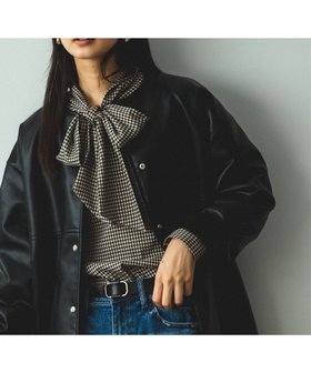 【ビーミングライフストアバイビームス/B:MING LIFE STORE by BEAMS】のフェイク レザー * ボア リバーシブル ブルゾン 25AW 秋冬 2way ボアアウター 人気、トレンドファッション・服の通販 founy(ファニー) ファッション Fashion レディースファッション Fashion for Women アウター Coat / Outerwear Collection ブルゾンジャケット・スポーティアウター Blouson Jackets キルティング Quilted, Quilting クール Cool, Chic ショート Short, Short Length ダウン Down, Puffer チェック Check, Plaid, Tartan デニム Denim, Jeans Material トリミング Trimming, Decorative Edge ドッキング Docking, Mixed Material フェイク Faux, Fake フェイクレザー Faux Leather, PU Leather ブルゾン Blouson, Bomber Jacket 別注 Limited Edition, Custom Order リバーシブル Reversible, Two-Sided リラックス Relax, Relaxed Fit ロング Long, Long-Length ワイド Wide, Wide Fit A/W・秋冬 Autumn/Winter 再入荷 Restock / Back in Stock おすすめ Recommended / Our Picks エレガント 上品 Elegant 2025年 2025 2025-2026秋冬・A/W Autumn/Winter 2025–26 AW25–26 |ID:prp329100004819668