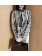 【ミラオーウェン/Mila Owen】の金釦パッチポケットコンパクトツィードジャケット 人気、トレンドファッション・服の通販 founy(ファニー) ファッション Fashion レディースファッション Fashion for Women アウター Coat / Outerwear Collection レディースジャケット・軽アウター Jackets エレガント 上品 Elegant コンパクト Compact, Small Size ジャケット Jacket, Outerwear スパンコール Sequins, Sequin Embellishment スマート Smart, Elegant ツイード／ツィード Choker, Choker Necklace ツイード Twill, Twill Weave 定番 Standard, Basic Item 人気 Popular, Best Seller バランス Balance, Style Balance パッチ Patch, Appliqué モノトーン Monotone, Black and White thumbnail MIX[930]|ID: prp329100004819677 ipo3291000000035019833