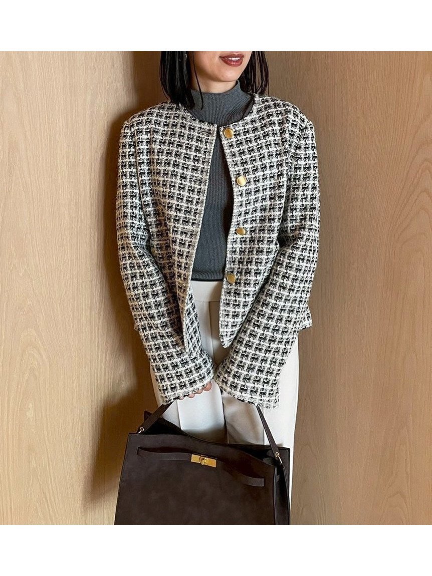 【ミラオーウェン/Mila Owen】の金釦パッチポケットコンパクトツィードジャケット インテリア・キッズ・メンズ・レディースファッション・服の通販 founy(ファニー) 　ファッション　Fashion　レディースファッション　Fashion for Women　アウター　Coat / Outerwear Collection　レディースジャケット・軽アウター　Jackets　エレガント 上品　Elegant　コンパクト　Compact, Small Size　ジャケット　Jacket, Outerwear　スパンコール　Sequins, Sequin Embellishment　スマート　Smart, Elegant　ツイード／ツィード　Choker, Choker Necklace　ツイード　Twill, Twill Weave　定番　Standard, Basic Item　人気　Popular, Best Seller　バランス　Balance, Style Balance　パッチ　Patch, Appliqué　モノトーン　Monotone, Black and White　MIX[930]|ID: prp329100004819677 ipo3291000000035019833