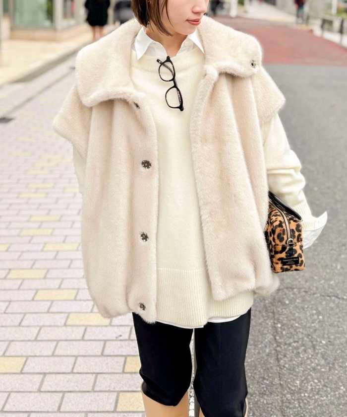【ノーリーズ/NOLLEY'S】のエコファー衿付ベスト インテリア・キッズ・メンズ・レディースファッション・服の通販 founy(ファニー) https://founy.com/ ファッション Fashion レディースファッション Fashion for Women アウター Coat / Outerwear Collection トップス・カットソー Cut & Sew Tops ベスト&ジレ / 重ね着スタイル Vests & Gilets 2025年 2025 2025-2026秋冬・A/W Autumn/Winter 2025–26 AW25–26 おすすめ Recommended / Our Picks ベスト Vest, Waistcoat モコモコ Fuzzy, Fluffy |ID: prp329100004819680 ipo3291000000035019867