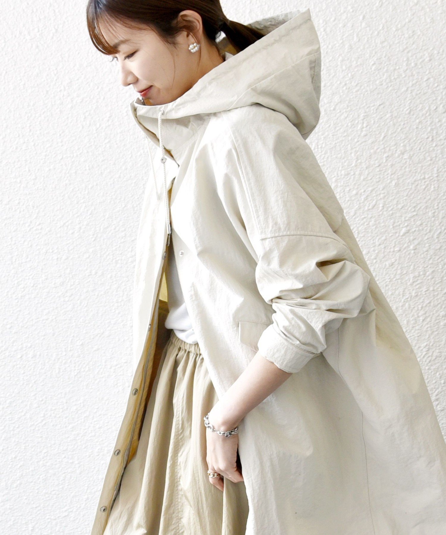 【シップス フォー ウィメン/SHIPS】のSHIPS any 洗濯機可能 オーバー フーディ ブルゾン コート インテリア・キッズ・メンズ・レディースファッション・服の通販 founy(ファニー) 　ファッション　Fashion　レディースファッション　Fashion for Women　アウター　Coat / Outerwear Collection　コート・ロングコート・ピーコート　Long Coats, Peacoats & More　ブルゾンジャケット・スポーティアウター　Blouson Jackets　春　Spring　秋　Autumn　スタンド　Stand Collar, Upright Stand　デニム　Denim, Jeans Material　トレンド　Trend, Trending Now　人気　Popular, Best Seller　ビッグ　Big, Oversized　ブルゾン　Blouson, Bomber Jacket　ベーシック　Basic, Essential　ボーダー　Border, Stripe　ポンチョ　Poncho, Cape Style　2025年　2025　2025春夏・S/S　Spring/Summer 2025 SS25　オフホワイト|ID: prp329100004819702 ipo3291000000035020168