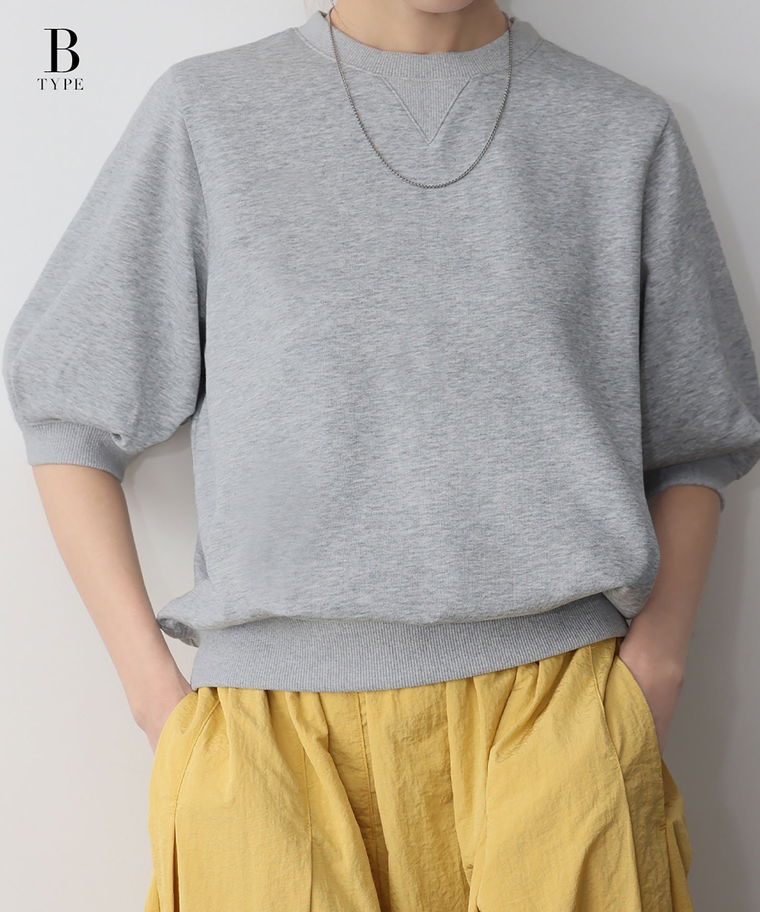 【ガール/GIRL】の【選べる袖丈】ワンポイントハート刺繍 スウェット トレーナー プルオーバー インテリア・キッズ・メンズ・レディースファッション・服の通販 founy(ファニー) 　ファッション　Fashion　レディースファッション　Fashion for Women　トップス・カットソー　Cut & Sew Tops　レディースパーカー・カジュアルフーディー　Casual Hoodies & Sweatshirts　カジュアルプルオーバー・ニットトップス　Pullovers & Knit Tops / Casual Pullovers　スウェット・クルーネックトップス　Sweatshirts & Crewnecks / Relaxed Fit Sweat Tops　洗える　Machine Washable　シンプル　Simple, Minimal　スウェット / スエット　Sweatshirt, Sweatwear　スリーブ　Sleeve, Long Sleeve / Short Sleeve　トレンド　Trend, Trending Now　トレーナー　Sweatshirt, Trainer　バランス　Balance, Style Balance　フロント　Front, Front Design　ブラウジング　Blouson Silhouette, Cinched Waist　半袖　Short Sleeve, Half Sleeve　ワンポイント　One Point, Statement Accent　再入荷　Restock / Back in Stock　夏　Summer　エレガント 上品　Elegant　GRY|ID: prp329100004819732 ipo3291000000035020715