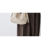 【ジェミール/gemeil】のスウィングワンショルダーバッグS(CE-1594) 人気、トレンドファッション・服の通販 founy(ファニー) ファッション Fashion レディースファッション Fashion for Women スマート Smart, Elegant 財布 Wallet, Purse チャーム Charm, Pendant デニム Denim, Jeans Material ハンカチ Handkerchief, Hanky ポケット Pocket, Pocket Detail マグネット Magnet, Magnetic Closure モバイル Mobile, Smartphone リップ Lip, Lip Motif thumbnail グレージュ|ID: prp329100004819871 ipo3291000000035022572