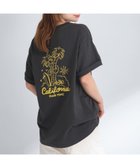 【サニーレーベル/Sonny Label / URBAN RESEARCH】のコラボTシャツ by MonkeyStudio1 人気、トレンドファッション・服の通販 founy(ファニー) ファッション Fashion レディースファッション Fashion for Women トップス・カットソー Cut & Sew Tops シャツ・ブラウス・オフィスカジュアル Elegant Blouses & Button-Ups ロングTシャツ・Tシャツ Longline T-Shirts & Tees イラスト Illustration キャラクター Character, Licensed Characters グラフィック Graphic, Graphic Design コラボ Collaboration, Collab 雑誌 Magazine, Fashion Magazine チェーン Chain, Chain Strap デニム Denim, Jeans Material プリント Print, Printed Pattern ベーシック Basic, Essential ボトム Bottoms, Lower Wear ルーズ Loose, Oversized ワイド Wide, Wide Fit ワーク Workwear, Utility Style S/S・春夏 SS, Spring/Summer, Warm Season おすすめ Recommended / Our Picks 夏 Summer 2025年 2025 2025春夏・S/S Spring/Summer 2025 SS25 thumbnail スミクロ|ID: prp329100004819929 ipo3291000000035023653