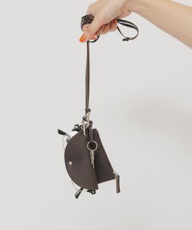 【ケービーエフ/KBF / URBAN RESEARCH】のマルチポーチネックショルダー 人気、トレンドファッション・服の通販 founy(ファニー) ファッション Fashion レディースファッション Fashion for Women ポーチ&ミニバッグ Pouches & Mini Bags 2026年 2026 ショルダー Shoulder, Shoulder Strap チャーム Charm, Pendant ポケット Pocket, Pocket Detail ポーチ Pouch, Small Case 夏 Summer S/S・春夏 SS, Spring/Summer, Warm Season |ID:prp329100004819951