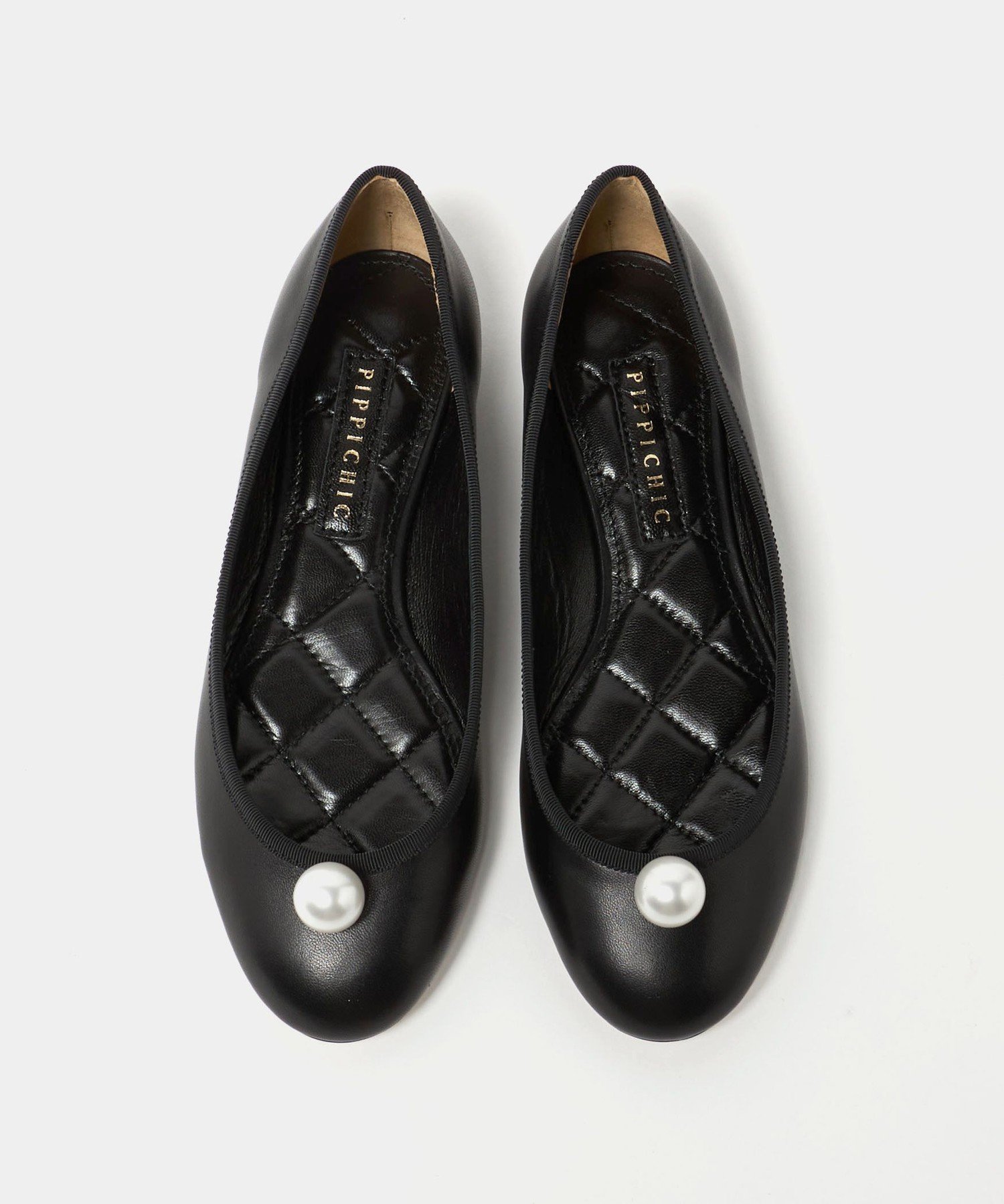 【ユナイテッドアローズ/UNITED ARROWS】のPIPPICHIC CHUCHU F/PRL フラットシューズ インテリア・キッズ・メンズ・レディースファッション・服の通販 founy(ファニー) 　ファッション　Fashion　レディースファッション　Fashion for Women　インソール　Shoe Insole　キルティング　Quilted, Quilting　シューズ　Shoes, Footwear　シンプル　Simple, Minimal　パール　Pearl, Pearl Accent　フェミニン　Feminine, Girly　フラット　Flat, Flat Shoes　エレガント 上品　Elegant　ビジネス 仕事 通勤　Business / Work / Commuting　BLACK|ID: prp329100004819986 ipo3291000000035024232