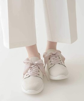 【ヒロコビス/HIROKO BIS】の【靴紐2WAY / WEB限定カラー アイボリー】レースアップニットスニーカー 人気、トレンドファッション・服の通販 founy(ファニー) ファッション Fashion レディースファッション Fashion for Women サテン Satin, Glossy Fabric スニーカー Sneakers, Trainers ドッキング Docking, Mixed Material メタリック Metallic, Shiny Finish メッシュ Mesh, Net Fabric リボン Ribbon, Bow |ID:prp329100004820122