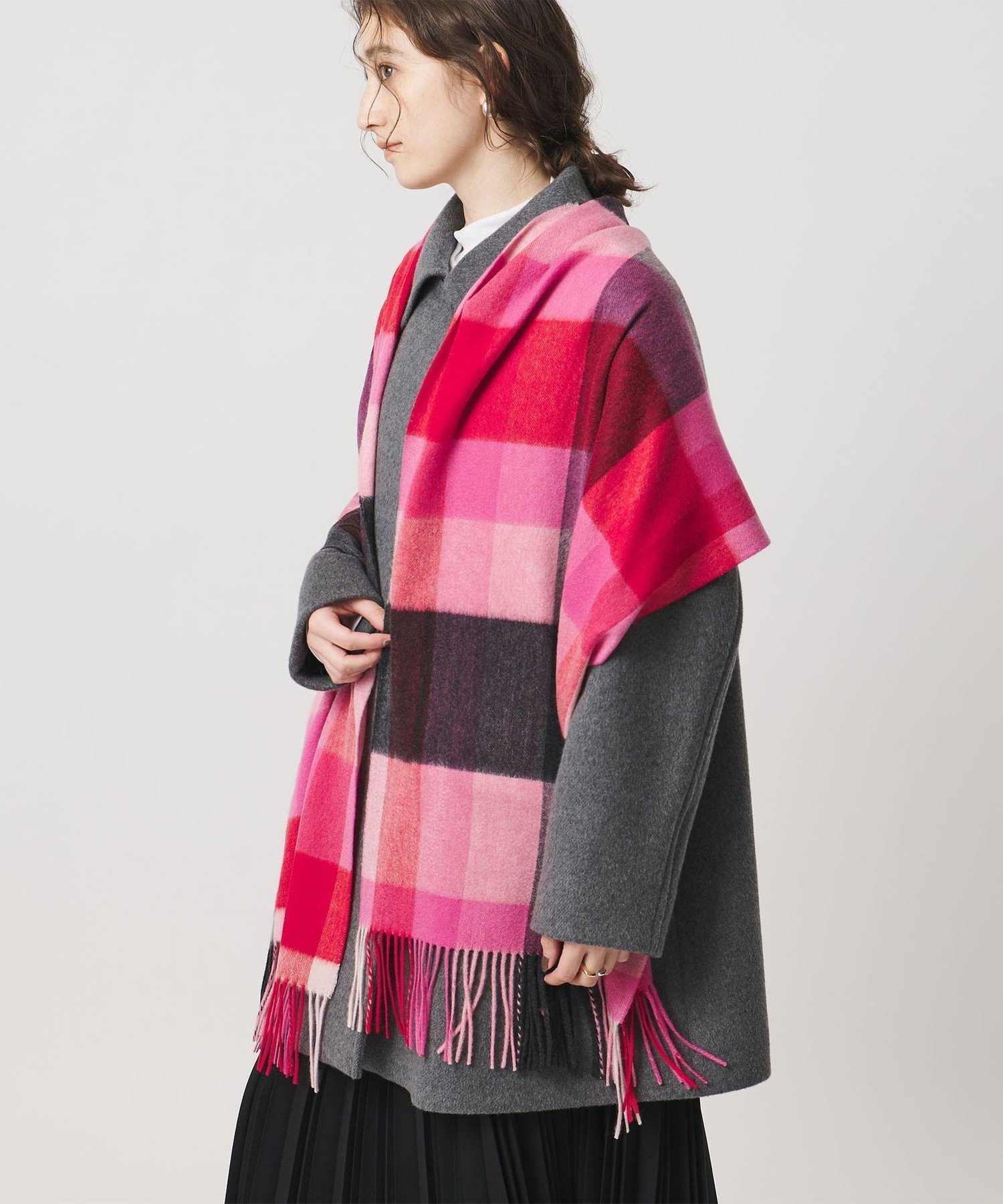 【ユナイテッドアローズ/UNITED ARROWS】の【別注】 elegancese カシミヤ チェック ストール インテリア・キッズ・メンズ・レディースファッション・服の通販 founy(ファニー) 　ファッション　Fashion　レディースファッション　Fashion for Women　なめらか　Smooth, Silky Texture　ストール　Stole, Wrap　チェック　Check, Plaid, Tartan　別注　Limited Edition, Custom Order　RED|ID: prp329100004820168 ipo3291000000035025652