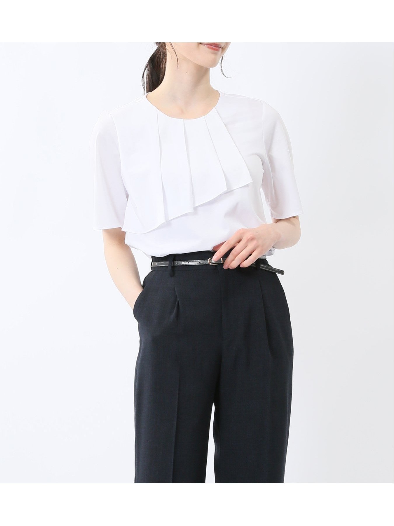 【タカキュー/TAKA-Q】のアシメフリル 半袖プルオーバー インテリア・キッズ・メンズ・レディースファッション・服の通販 founy(ファニー) 　ファッション　Fashion　レディースファッション　Fashion for Women　トップス・カットソー　Cut & Sew Tops　カジュアルプルオーバー・ニットトップス　Pullovers & Knit Tops / Casual Pullovers　アシンメトリー　Asymmetrical Style　インナー　Innerwear　オレンジ　Orange　カットソー　Cut and Sewn Top　カーディガン　Cardigan, Knitwear　シルケット　Silket, Silky Cotton　ジャケット　Jacket, Outerwear　ストレッチ　Stretch, Stretchy Fabric　ストレート　Straight, Straight Cut　スーツ　Suit, Formalwear　フィット　Fit, Slim Fit　フリル　Frill, Ruffle　ベーシック　Basic, Essential　半袖　Short Sleeve, Half Sleeve　おすすめ　Recommended / Our Picks　夏　Summer　01白|ID: prp329100004820176 ipo3291000000035025713