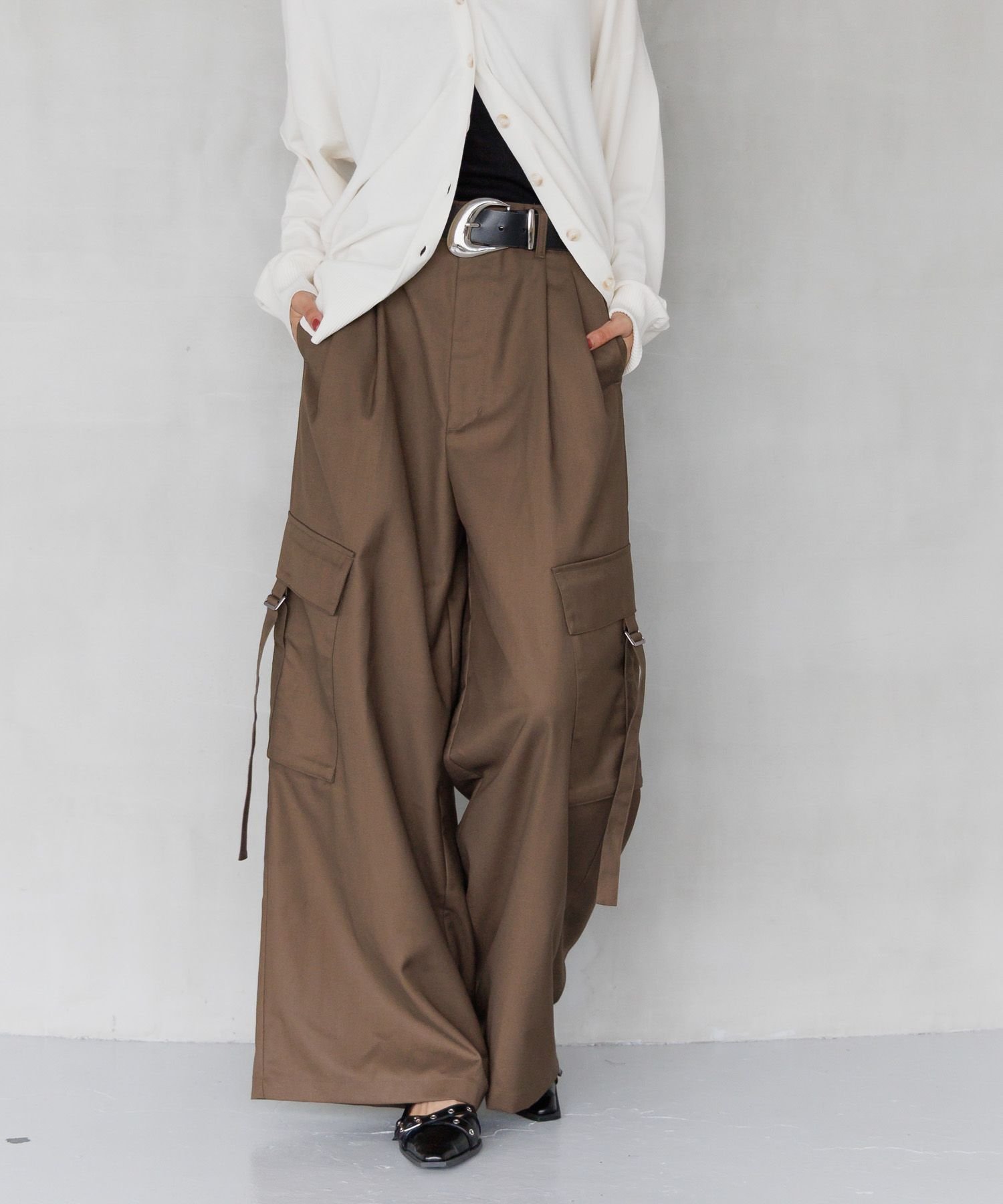 【ページボーイ/PAGEBOY】のTRポケベルカーゴパンツ インテリア・キッズ・メンズ・レディースファッション・服の通販 founy(ファニー) 　ファッション　Fashion　レディースファッション　Fashion for Women　パンツ　Pants & Trousers　ストライプ　Stripe, Striped Pattern　スラックス　Slacks, Dress Pants　リラックス　Relax, Relaxed Fit　ワイド　Wide, Wide Fit　無地　Plain, Solid Color　ブラウン58|ID: prp329100004820260 ipo3291000000035026680