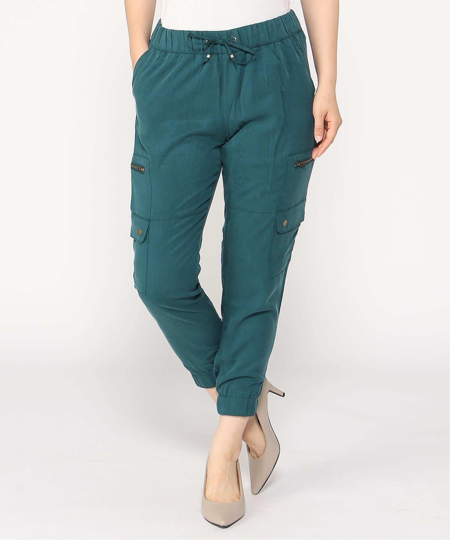 【バナナリパブリック ファクトリーストア/BANANA REPUBLIC FACTORY STORE】のBANANA REPUBLIC FACTORY STORE テンセルソフトカーゴパンツ インテリア・キッズ・メンズ・レディースファッション・服の通販 founy(ファニー) 　ファッション　Fashion　レディースファッション　Fashion for Women　パンツ　Pants & Trousers　カーゴパンツ　Cargo Pants, Utility Pants　ポケット　Pocket, Pocket Detail　DEEP_SEA_TEAL|ID: prp329100004820296 ipo3291000000035027072