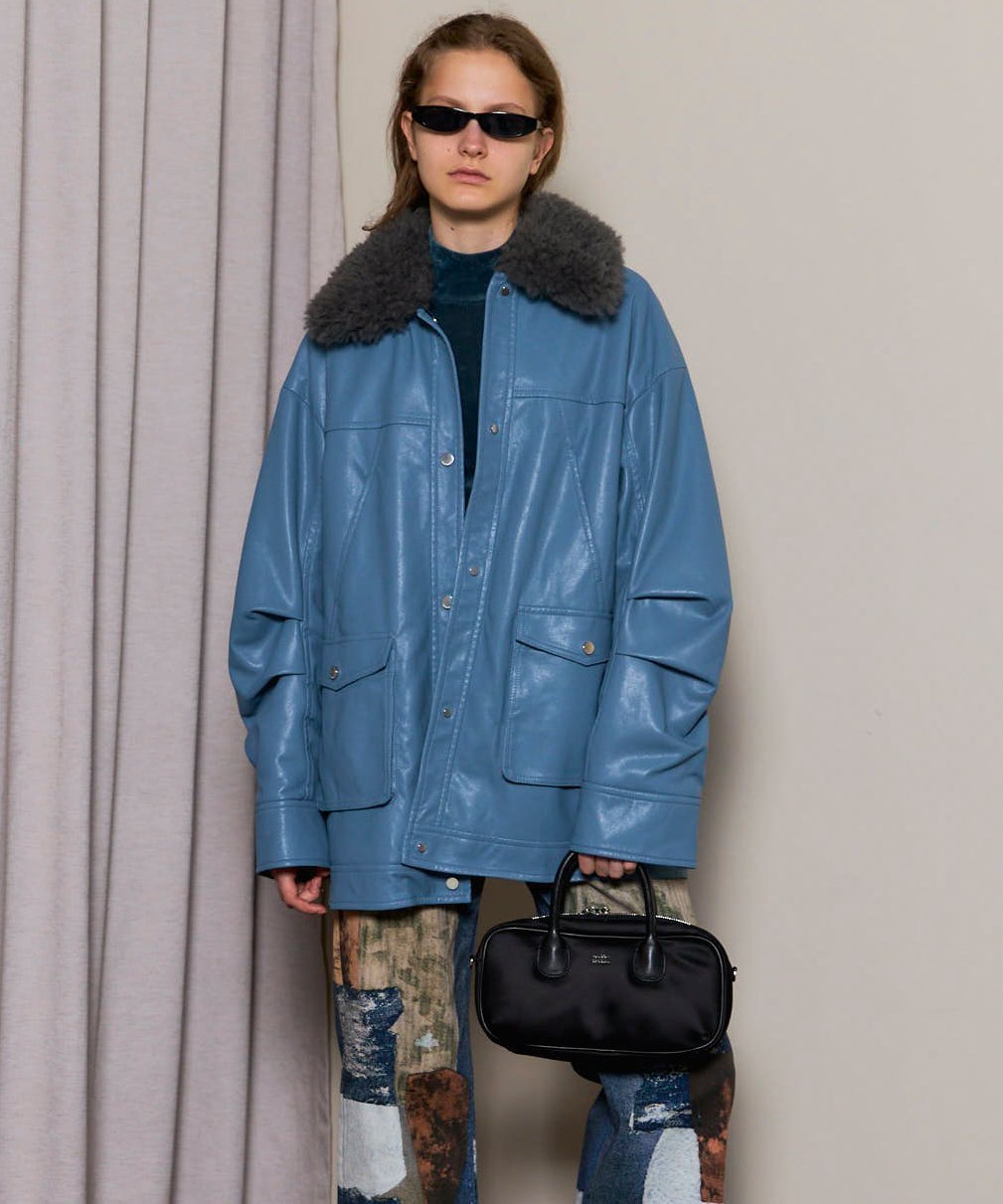 【メゾンスペシャル/MAISON SPECIAL】のFur Collar Vegan Leather Middle Blouson インテリア・キッズ・メンズ・レディースファッション・服の通販 founy(ファニー) ファッション Fashion レディースファッション Fashion for Women アウター Coat / Outerwear Collection ブルゾンジャケット・スポーティアウター Blouson Jackets アニマル Animal Print 今季 This Season, Current Season ジップ Zip, Zipper ジャケット Jacket, Outerwear スウェット / スエット Sweatshirt, Sweatwear トレンド Trend, Trending Now フェイクファー Faux Fur, Imitation Fur フラップ Flap, Flap Pocket フロント Front, Front Design ポケット Pocket, Pocket Detail 防寒 Cold Protection, Winter-Ready A/W・秋冬 Autumn/Winter おすすめ Recommended / Our Picks エレガント 上品 Elegant BLU|ID: prp329100004820302 ipo3291000000035027133