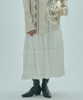 【ローズバッド/ROSE BUD】のmag.by c/FRILL TIERED SKIRT 人気、トレンドファッション・服の通販 founy(ファニー) ファッション Fashion レディースファッション Fashion for Women スカート Skirts ティアードスカート Tiered Skirts ヴィンテージ Vintage Style ストライプ Stripe, Striped Pattern デニム Denim, Jeans Material バランス Balance, Style Balance フェミニン Feminine, Girly フリル Frill, Ruffle ミドル Middle Length, Mid Height ロマンティック Romantic, Feminine Style |ID:prp329100004820325