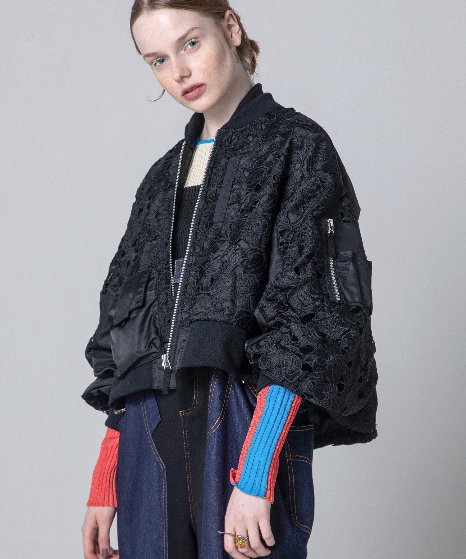 【アウラアイラ/AULA AILA】のLACE MA-1 BLOUSON インテリア・キッズ・メンズ・レディースファッション・服の通販 founy(ファニー) ファッション Fashion レディースファッション Fashion for Women アウター Coat / Outerwear Collection ブルゾンジャケット・スポーティアウター Blouson Jackets MA-1ジャケット MA-1 Bomber Jackets / Flight Jackets コクーン Cocoon, Cocoon Silhouette フラワー Flower, Floral ブルゾン Blouson, Bomber Jacket ポケット Pocket, Pocket Detail ミックス Mix, Mixed Style レース Lace, Lace Fabric BLACK|ID: prp329100004820346 ipo3291000000035027605