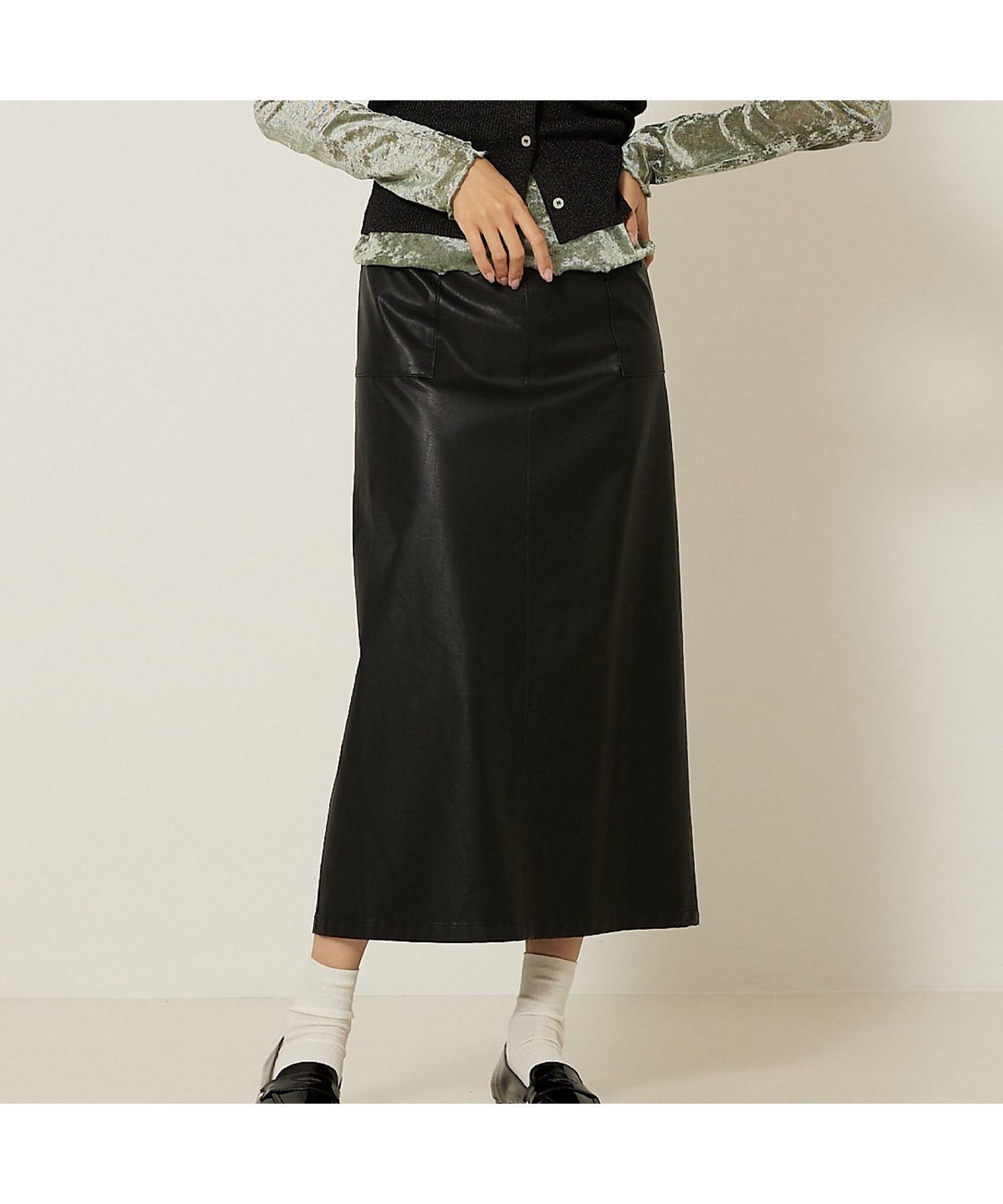 【アバハウスマヴィ/abahouse mavie】のフェイク(スエード レザー)ロングタイトスカート インテリア・キッズ・メンズ・レディースファッション・服の通販 founy(ファニー) 　ファッション　Fashion　レディースファッション　Fashion for Women　スカート　Skirts　コンパクト　Compact, Small Size　ストレッチ　Stretch, Stretchy Fabric　トレンド　Trend, Trending Now　フェイク　Faux, Fake　フェイクレザー　Faux Leather, PU Leather　秋　Autumn　ビジネス 仕事 通勤　Business / Work / Commuting　ブラック|ID: prp329100004820362 ipo3291000000035027792