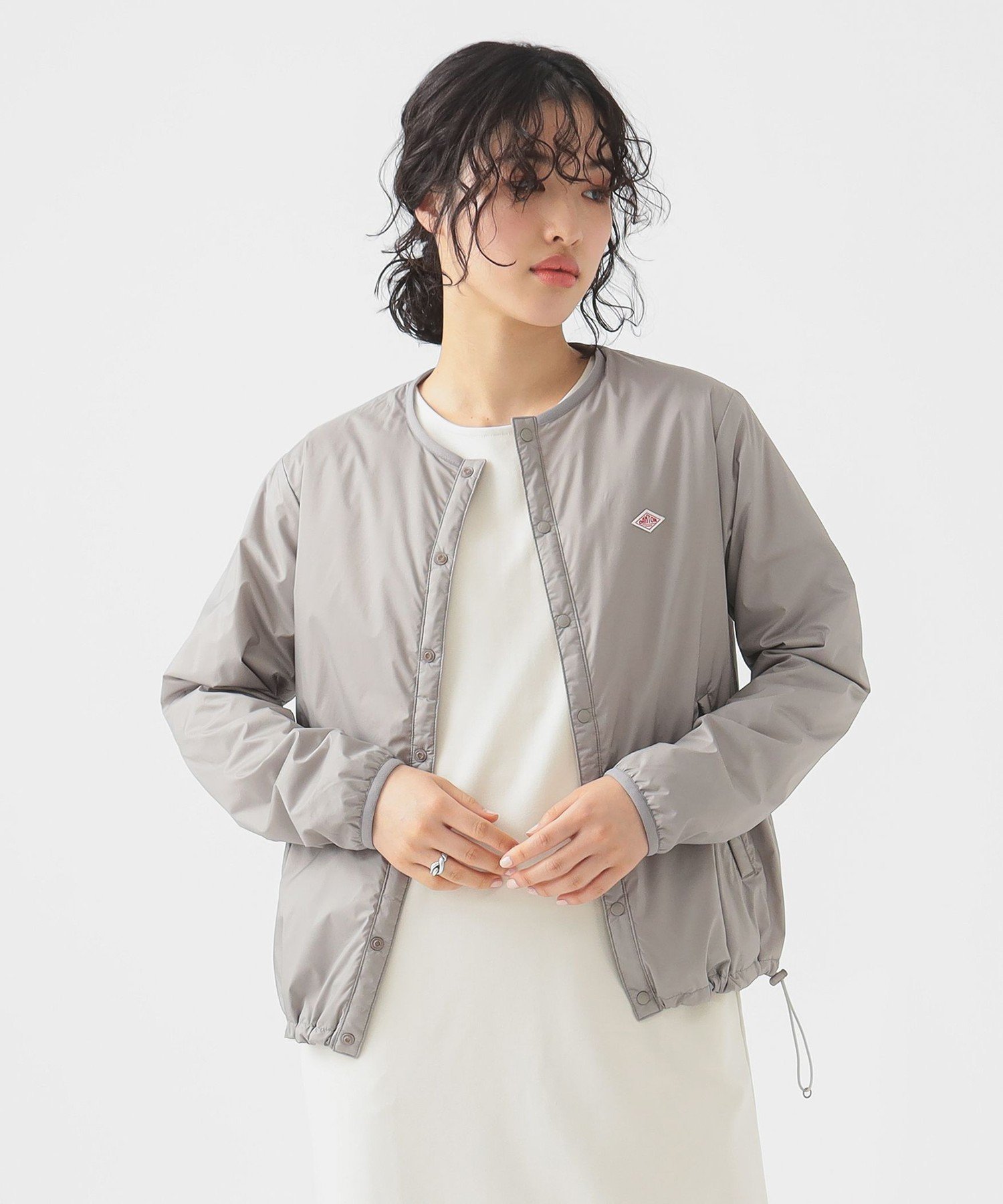 【ビーミングライフストアバイビームス/B:MING LIFE STORE by BEAMS】のDANTON / INSULATION COLLARLESS JACKET(S~M) インテリア・キッズ・メンズ・レディースファッション・服の通販 founy(ファニー) ファッション Fashion レディースファッション Fashion for Women アウター Coat / Outerwear Collection レディースジャケット・軽アウター Jackets 軽量 Lightweight, Ultra Light シンプル Simple, Minimal ジャケット Jacket, Outerwear スピンドル Spindle, Drawcord フランス France, French フロント Front, Front Design ワーク Workwear, Utility Style 再入荷 Restock / Back in Stock おすすめ Recommended / Our Picks TAUPE|ID: prp329100004820385 ipo3291000000035028022