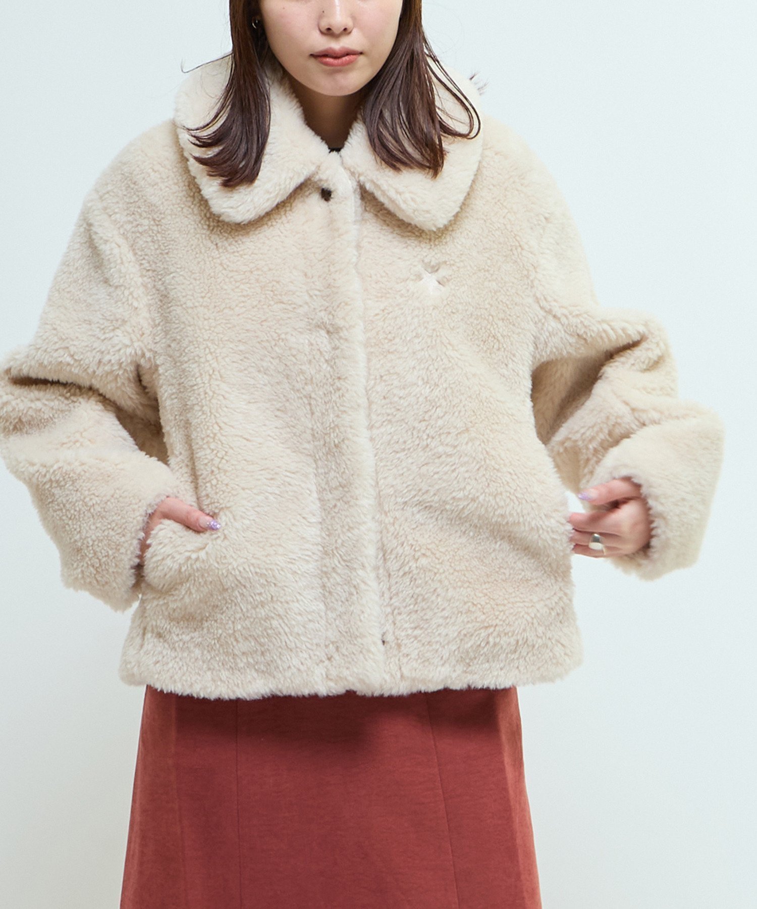 【コンバーストウキョウ/CONVERSE TOKYO】のBOA COLLAR JACKET インテリア・キッズ・メンズ・レディースファッション・服の通販 founy(ファニー) ファッション Fashion レディースファッション Fashion for Women アウター Coat / Outerwear Collection レディースジャケット・軽アウター Jackets おすすめ Recommended / Our Picks インナー Innerwear ジャケット Jacket, Outerwear スウェット / スエット Sweatshirt, Sweatwear デニム Denim, Jeans Material フェミニン Feminine, Girly リラックス Relax, Relaxed Fit ワイド Wide, Wide Fit 軽量 Lightweight, Ultra Light オフホワイト|ID: prp329100004820388 ipo3291000000035028059