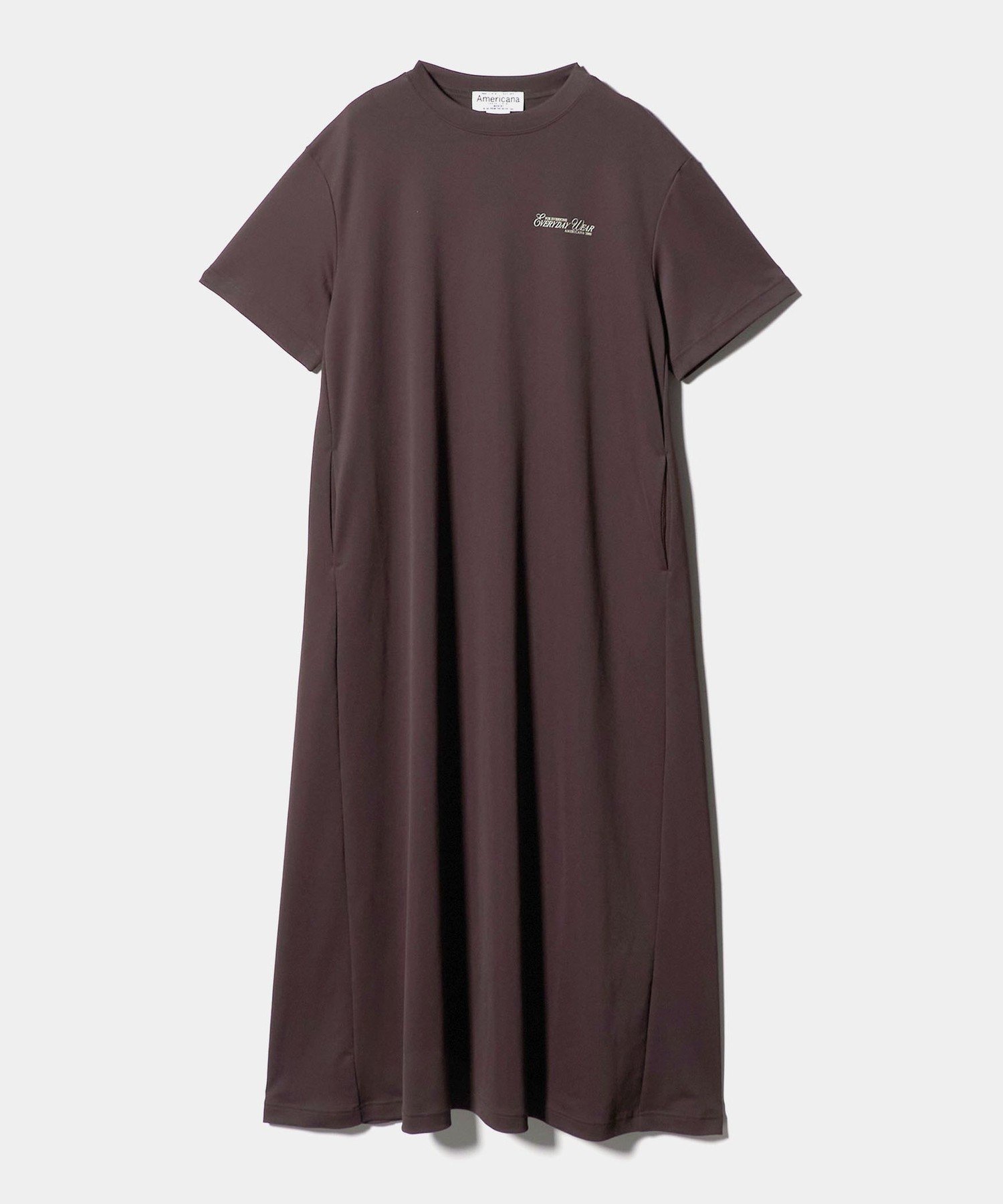 【ビューティ&ユース ユナイテッドアローズ/BEAUTY&YOUTH / UNITED ARROWS】のAmericana ロゴロングワンピース 人気、トレンドファッション・服の通販 founy(ファニー) 　ファッション　Fashion　レディースファッション　Fashion for Women　ワンピース　Dresses　カーディガン　Cardigan, Knitwear　スタンダード　Standard, Basic　スポーツ　Sports, Activewear　トレンド　Trend, Trending Now　ドレープ　Drape, Draping Fabric　定番　Standard, Basic Item　バランス　Balance, Style Balance　フレア　Flare, Flared　ポケット　Pocket, Pocket Detail　ミリタリー　Military, Army Style　メンズ　Men's, Menswear　ロング　Long, Long-Length　ワーク　Workwear, Utility Style　おすすめ　Recommended / Our Picks　2026年　2026　 other-1|ID: prp329100004820442 ipo3291000000035028577