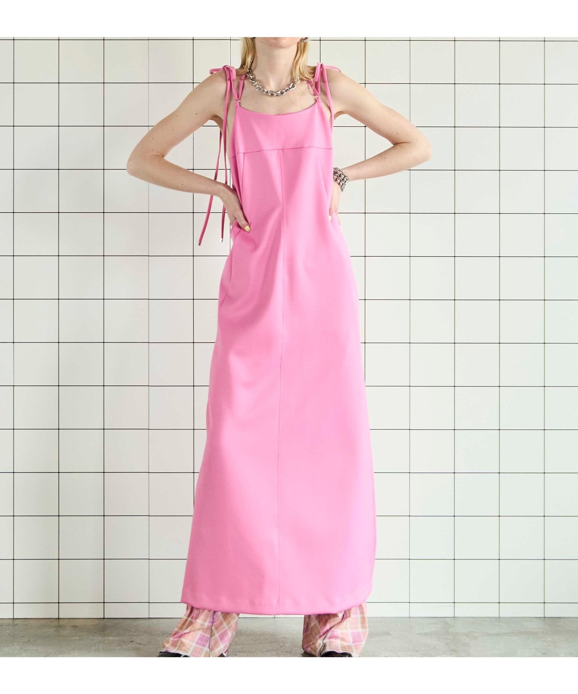 【メゾンスペシャル/MAISON SPECIAL】のBack Open Scuba Dress インテリア・キッズ・メンズ・レディースファッション・服の通販 founy(ファニー) ファッション Fashion レディースファッション Fashion for Women ワンピース Dresses フォーマル・パーティードレス・結婚式用ドレス Elegant & Casual Dresses ストレッチ Stretch, Stretchy Fabric マキシ Maxi, Full Length リボン Ribbon, Bow 夏 Summer 水着 Swimsuit, Swimwear PNK|ID: prp329100004820490 ipo3291000000035029107