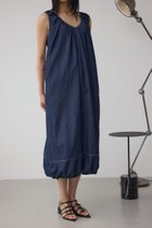 【アズール バイ マウジー/AZUL by moussy】の前後2WAYバルーンギャザーワンピース 人気、トレンドファッション・服の通販 founy(ファニー) ファッション Fashion レディースファッション Fashion for Women ワンピース Dresses キャップ Cap, Baseball Cap ギャザー Gathered, Ruffled スニーカー Sneakers, Trainers デニム Denim, Jeans Material トレンド Trend, Trending Now バルーン Balloon, Balloon Silhouette フレア Flare, Flared リゾート Resort, Vacation Style 夏 Summer thumbnail BLU|ID: prp329100004820538 ipo3291000000035029605