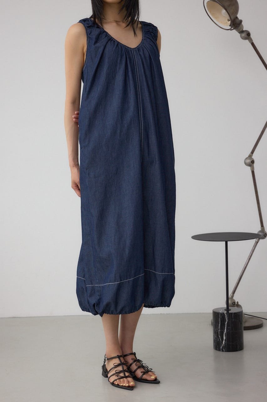 【アズール バイ マウジー/AZUL by moussy】の前後2WAYバルーンギャザーワンピース インテリア・キッズ・メンズ・レディースファッション・服の通販 founy(ファニー) ファッション Fashion レディースファッション Fashion for Women ワンピース Dresses キャップ Cap, Baseball Cap ギャザー Gathered, Ruffled スニーカー Sneakers, Trainers デニム Denim, Jeans Material トレンド Trend, Trending Now バルーン Balloon, Balloon Silhouette フレア Flare, Flared リゾート Resort, Vacation Style 夏 Summer BLU|ID: prp329100004820538 ipo3291000000035029605