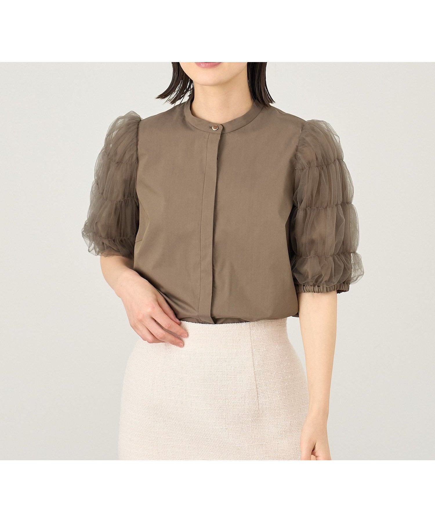 【アナイ/ANAYI】のタイプライターチュールスリーブ ブラウス 人気、トレンドファッション・服の通販 founy(ファニー) 　ファッション　Fashion　レディースファッション　Fashion for Women　トップス・カットソー　Cut & Sew Tops　シャツ・ブラウス・オフィスカジュアル　Elegant Blouses & Button-Ups　スマート　Smart, Elegant　タイプライター　Typewriter Fabric, Crisp Cotton　チュール　Tulip, Tulip Motif　トレンド　Trend, Trending Now　半袖　Short Sleeve, Half Sleeve　再入荷　Restock / Back in Stock　 other-1|ID: prp329100004820539 ipo3291000000035029611