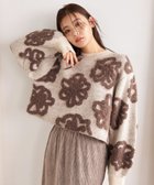【ミスティ ウーマン/mysty woman】のフェザーフラワージャガードニットプルオーバー 人気、トレンドファッション・服の通販 founy(ファニー) ファッション Fashion レディースファッション Fashion for Women トップス・カットソー Cut & Sew Tops ニット Knit Tops & Sweaters カジュアルプルオーバー・ニットトップス Pullovers & Knit Tops / Casual Pullovers ダウン Down, Puffer デニム Denim, Jeans Material フェザー Feather, Feather Detail フェミニン Feminine, Girly thumbnail アイボリー08|ID: prp329100004820546 ipo3291000000035029755