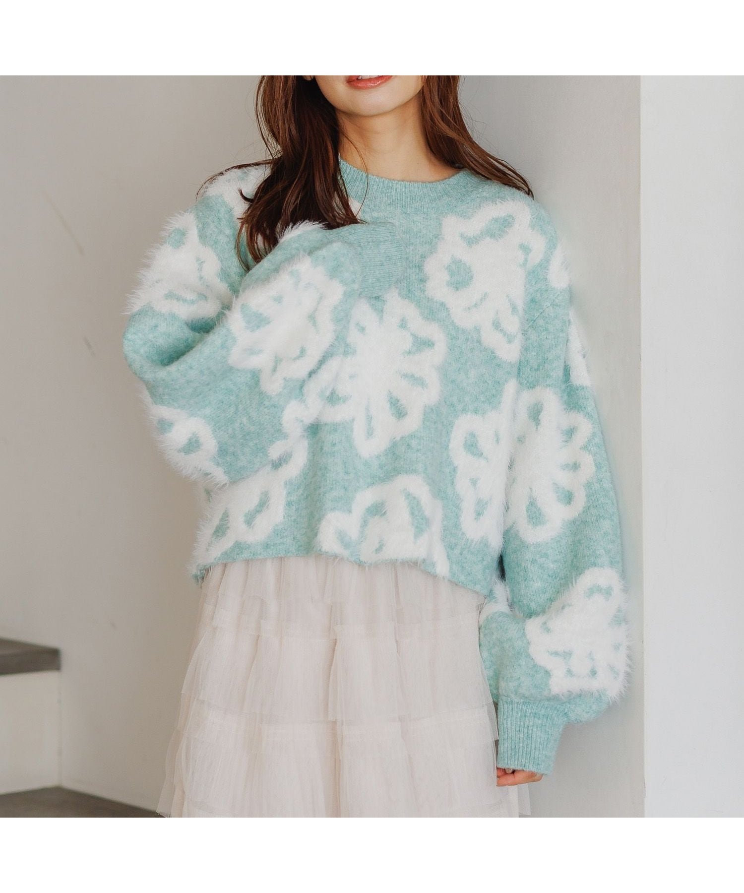 【ミスティ ウーマン/mysty woman】のフェザーフラワージャガードニットプルオーバー インテリア・キッズ・メンズ・レディースファッション・服の通販 founy(ファニー) 　ファッション　Fashion　レディースファッション　Fashion for Women　トップス・カットソー　Cut & Sew Tops　ニット　Knit Tops & Sweaters　カジュアルプルオーバー・ニットトップス　Pullovers & Knit Tops / Casual Pullovers　ダウン　Down, Puffer　デニム　Denim, Jeans Material　フェザー　Feather, Feather Detail　フェミニン　Feminine, Girly　ライトグリーン|ID: prp329100004820546 ipo3291000000035029758
