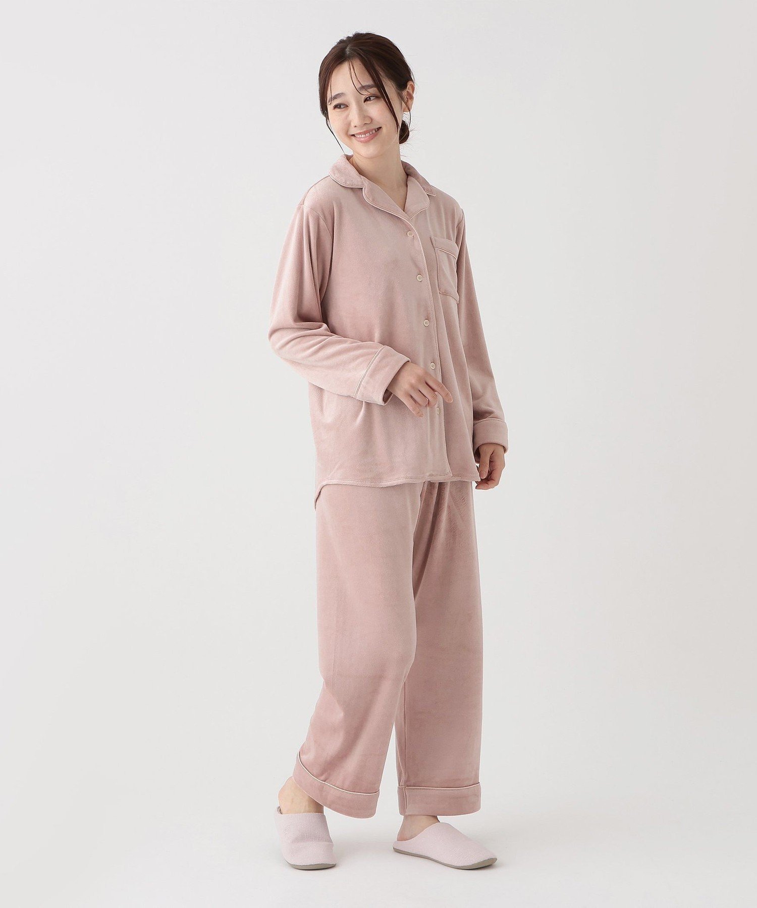 【アフタヌーンティー リビング/Afternoon Tea LIVING】のベロアパジャマセット インテリア・キッズ・メンズ・レディースファッション・服の通販 founy(ファニー) 　ファッション　Fashion　レディースファッション　Fashion for Women　トップス・カットソー　Cut & Sew Tops　ベロアトップス　Velour Tops / Velvet-Look Items　おすすめ　Recommended / Our Picks　なめらか　Smooth, Silky Texture　シンプル　Simple, Minimal　ドローコード　Drawcord, Drawstring Cord　パジャマ　Pajamas, Sleepwear　ベロア　Velour, Soft Velvet　ピンク|ID: prp329100004820740 ipo3291000000035032157