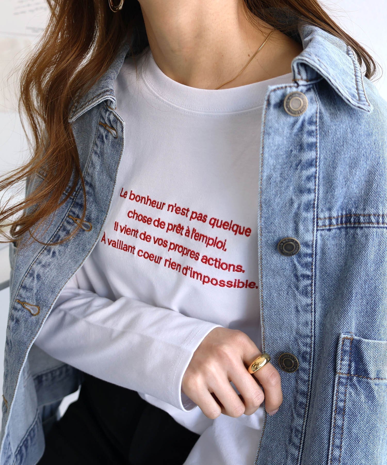 【アンドミー/andme】の無地 ボーダー ロゴ刺繍 コットン 長袖 Tシャツ インテリア・キッズ・メンズ・レディースファッション・服の通販 founy(ファニー) 　ファッション　Fashion　レディースファッション　Fashion for Women　トップス・カットソー　Cut & Sew Tops　シャツ・ブラウス・オフィスカジュアル　Elegant Blouses & Button-Ups　ロングTシャツ・Tシャツ　Longline T-Shirts & Tees　ショルダー　Shoulder, Shoulder Strap　ドロップ　Drop Shoulder, Dropped Style　人気　Popular, Best Seller　長袖　Long Sleeve, Full Sleeve　バランス　Balance, Style Balance　ベーシック　Basic, Essential　ボーダー　Border, Stripe　無地　Plain, Solid Color　ロング　Long, Long-Length　楽ちん　Easy Fit, Comfortable　ワイド　Wide, Wide Fit　おすすめ　Recommended / Our Picks　オフホワイト×レッド|ID: prp329100004820808 ipo3291000000035033029