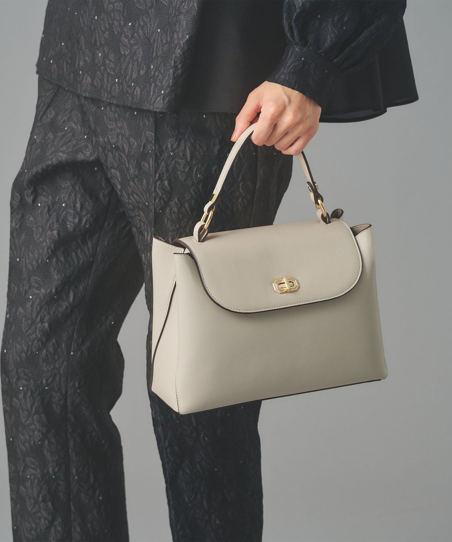 【ユナイテッドアローズ/UNITED ARROWS】のダブルフェイス ワンハンドル バッグ 人気、トレンドファッション・服の通販 founy(ファニー) 　ファッション　Fashion　レディースファッション　Fashion for Women　バッグ　Bags　ショルダー　Shoulder, Shoulder Strap　セレモニー　Ceremony　ダブル　Double, Double-Breasted　フェイス　Face, Facial Design　フラップ　Flap, Flap Pocket　マグネット　Magnet, Magnetic Closure　 other-1|ID: prp329100004820820 ipo3291000000035033125