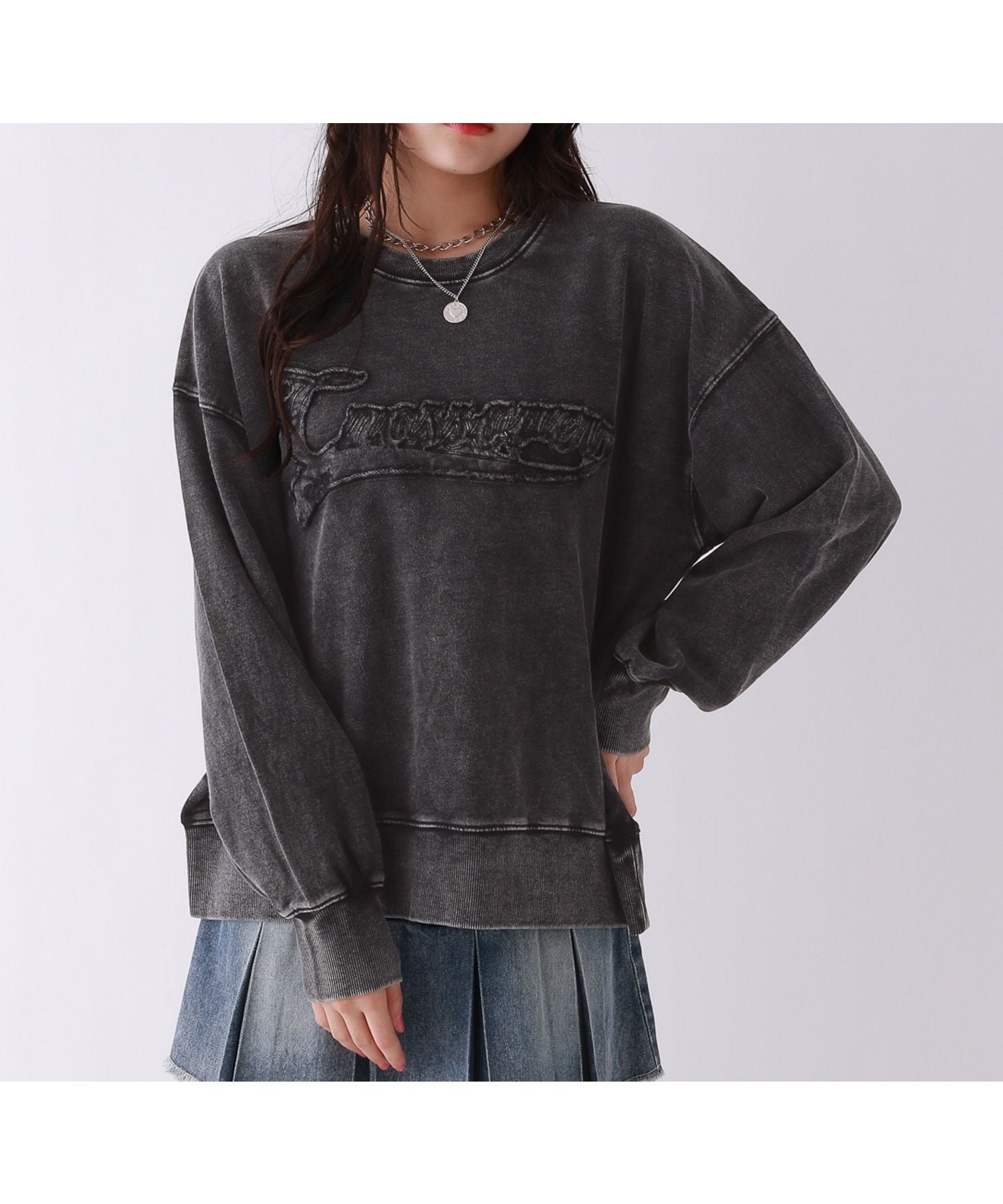 【レピピアルマリオ/repipi armario / KIDS】の【7デザイン】AcidWashルーズスウェット インテリア・キッズ・メンズ・レディースファッション・服の通販 founy(ファニー) 　ファッション　Fashion　キッズファッション　Fashion for Kids　おすすめ　Recommended / Our Picks　コーデュロイ　Corduroy, Cord Fabric　スウェット / スエット　Sweatshirt, Sweatwear　スニーカー　Sneakers, Trainers　デニム　Denim, Jeans Material　フリル　Frill, Ruffle　フロント　Front, Front Design　ボトム　Bottoms, Lower Wear　ルーズ　Loose, Oversized　ロング　Long, Long-Length　ヴィンテージ　Vintage Style　A/W・秋冬　Autumn/Winter　Acidブラック×ロゴ08|ID: prp329100004820829 ipo3291000000035033224