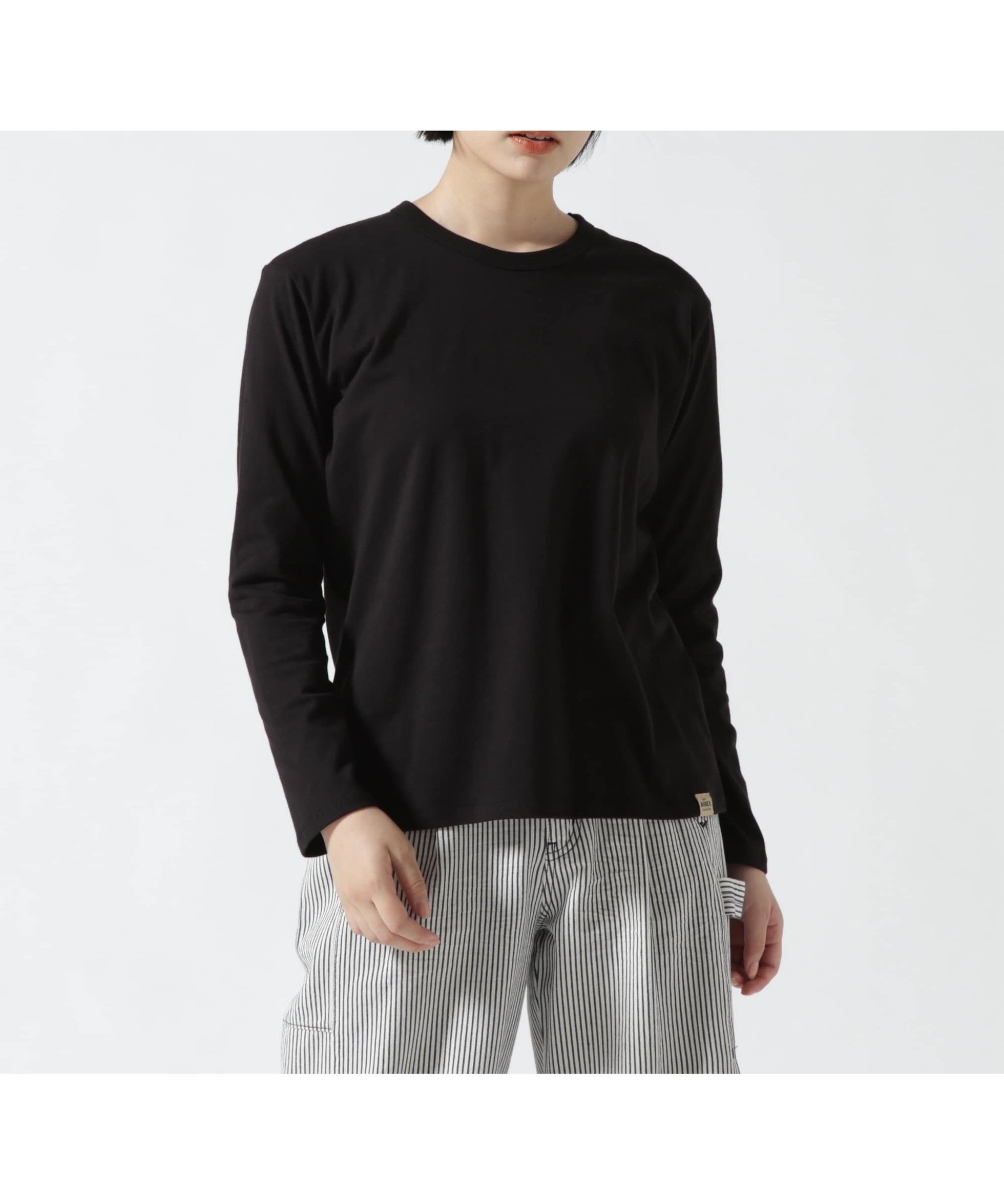 【アヴィレックス/AVIREX】の2TYPES PACK T-SHIRT/ 2タイプパックTシャツ インテリア・キッズ・メンズ・レディースファッション・服の通販 founy(ファニー) 　ファッション　Fashion　レディースファッション　Fashion for Women　トップス・カットソー　Cut & Sew Tops　シャツ・ブラウス・オフィスカジュアル　Elegant Blouses & Button-Ups　ロングTシャツ・Tシャツ　Longline T-Shirts & Tees　シンプル　Simple, Minimal　スウェット / スエット　Sweatshirt, Sweatwear　フィット　Fit, Slim Fit　ミリタリー　Military, Army Style　モックネック　Mock Neck, Short Turtleneck　ブラック|ID: prp329100004820856 ipo3291000000035033456