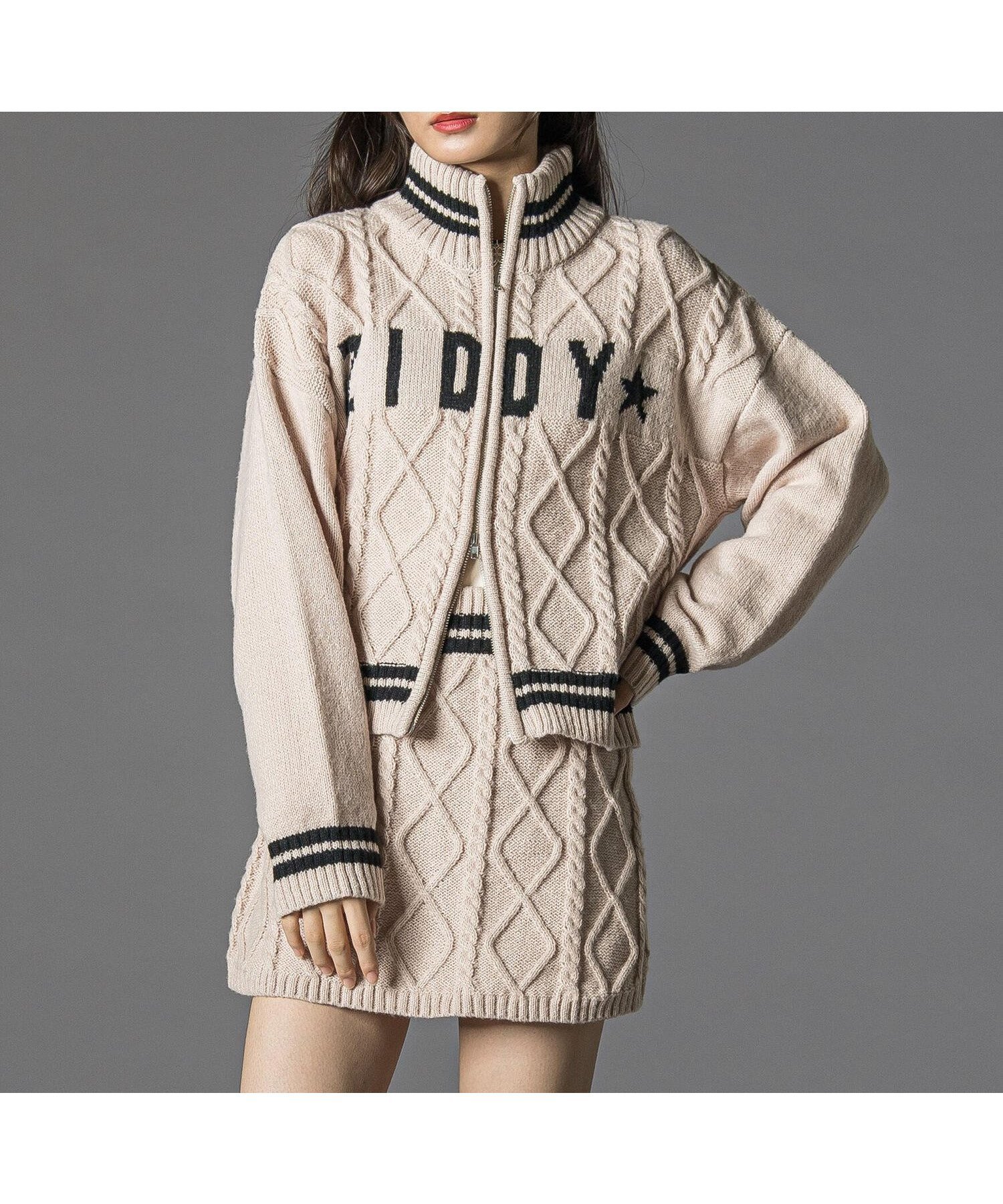 【ベベ オンライン ストア/BEBE ONLINE STORE / KIDS】のダブルジップスカパンニットセットアップ(130~160cm) インテリア・キッズ・メンズ・レディースファッション・服の通販 founy(ファニー) 　ファッション　Fashion　キッズファッション　Fashion for Kids　インナー　Innerwear　ガーリー　Girly, Feminine Style　クール　Cool, Chic　ダブル　Double, Double-Breasted　トレンド　Trend, Trending Now　バランス　Balance, Style Balance　フィット　Fit, Slim Fit　モノトーン　Monotone, Black and White　A/W・秋冬　Autumn/Winter　エレガント 上品　Elegant　2025年　2025　2025-2026秋冬・A/W　Autumn/Winter 2025–26 AW25–26　ベージュ|ID: prp329100004820868 ipo3291000000035033598