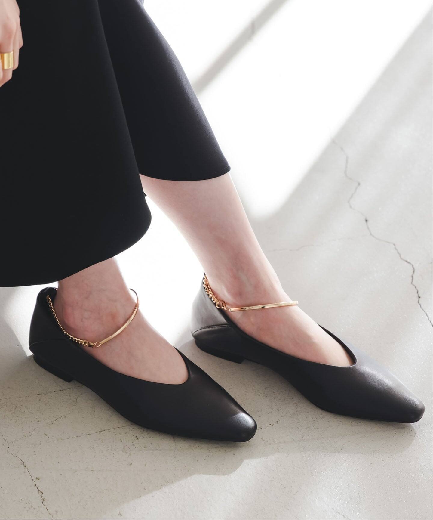 【ノーブル / スピック&スパン/NOBLE / Spick & Span】の《 ・NOBLE別注》REMME/レメ アンクレットフラットシューズ インテリア・キッズ・メンズ・レディースファッション・服の通販 founy(ファニー) 　ファッション　Fashion　レディースファッション　Fashion for Women　アクセサリー　Fashion Accessories　春　Spring　シューズ　Shoes, Footwear　シンプル　Simple, Minimal　スマート　Smart, Elegant　デニム　Denim, Jeans Material　フラット　Flat, Flat Shoes　別注　Limited Edition, Custom Order　ロング　Long, Long-Length　ブラック|ID: prp329100004820873 ipo3291000000035033647