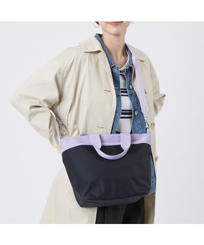 【レスポートサック/LeSportsac】の【公式】レスポートサック トートバッグ 1116LD17 LeSportsac インテリア・キッズ・メンズ・レディースファッション・服の通販 founy(ファニー) https://founy.com/ ファッション Fashion レディースファッション Fashion for Women バッグ Bags スポーツウェア Functional & Stylish Sportswear スポーツバッグ・ジム用ポーチ・バックパック Gym Bag / Sports Backpack / Pouch for Training 軽量 Lightweight, Ultra Light 財布 Wallet, Purse トラベル Travel, Travel Gear ポケット Pocket, Pocket Detail 無地 Plain, Solid Color ラベンダー Lavender 旅行 Travel |ID: prp329100004820886 ipo3291000000035033798