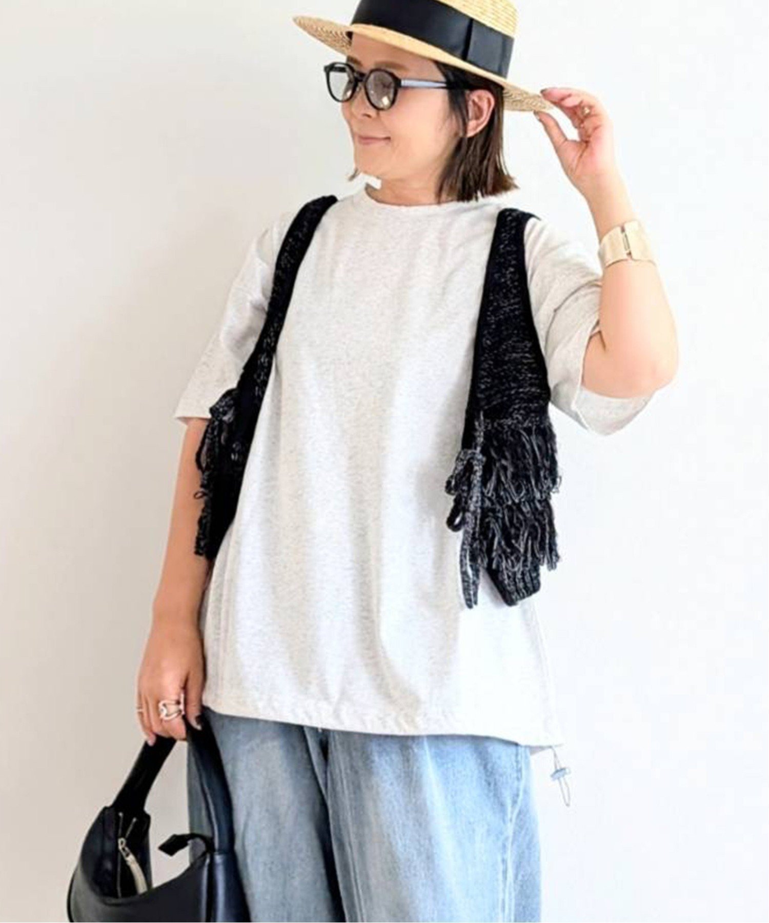 【ノッチ/notch】の【 notch. by yui 】ドローコードTシャツ インテリア・キッズ・メンズ・レディースファッション・服の通販 founy(ファニー) 　ファッション　Fashion　レディースファッション　Fashion for Women　トップス・カットソー　Cut & Sew Tops　シャツ・ブラウス・オフィスカジュアル　Elegant Blouses & Button-Ups　ロングTシャツ・Tシャツ　Longline T-Shirts & Tees　アクセサリー　Fashion Accessories　キャップ　Cap, Baseball Cap　コラボ　Collaboration, Collab　シルバー　Silver, Metallic Silver　シンプル　Simple, Minimal　スニーカー　Sneakers, Trainers　デニム　Denim, Jeans Material　ドローコード　Drawcord, Drawstring Cord　人気　Popular, Best Seller　バランス　Balance, Style Balance　ベーシック　Basic, Essential　モノトーン　Monotone, Black and White　無地　Plain, Solid Color　ライトグレー|ID: prp329100004820903 ipo3291000000035033985