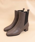 【アルテミス バイ ダイアナ/artemis by DIANA】のスクエアトゥ サイドゴアショートブーツ 人気、トレンドファッション・服の通販 founy(ファニー) ファッション Fashion レディースファッション Fashion for Women おすすめ Recommended / Our Picks クッション Cushion, Throw Pillow ショート Short, Short Length 再入荷 Restock / Back in Stock thumbnail グレー合皮スムース|ID: prp329100004820931 ipo3291000000035034291