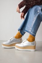 【スタッカート/STACCATO】の【ベストセラー】メイジーパールプラットフォーム 人気、トレンドファッション・服の通販 founy(ファニー) ファッション Fashion レディースファッション Fashion for Women アウター Coat / Outerwear Collection トップス・カットソー Cut & Sew Tops ベスト&ジレ / 重ね着スタイル Vests & Gilets ウッド Wooden Design シューズ Shoes, Footwear シルバー Silver, Metallic Silver パール Pearl, Pearl Accent モチーフ Motif, Design Theme エレガント 上品 Elegant 厚底 Platform Shoes 定番 Standard, Basic Item 軽量 Lightweight, Ultra Light thumbnail SLV|ID: prp329100004820934 ipo3291000000035034309