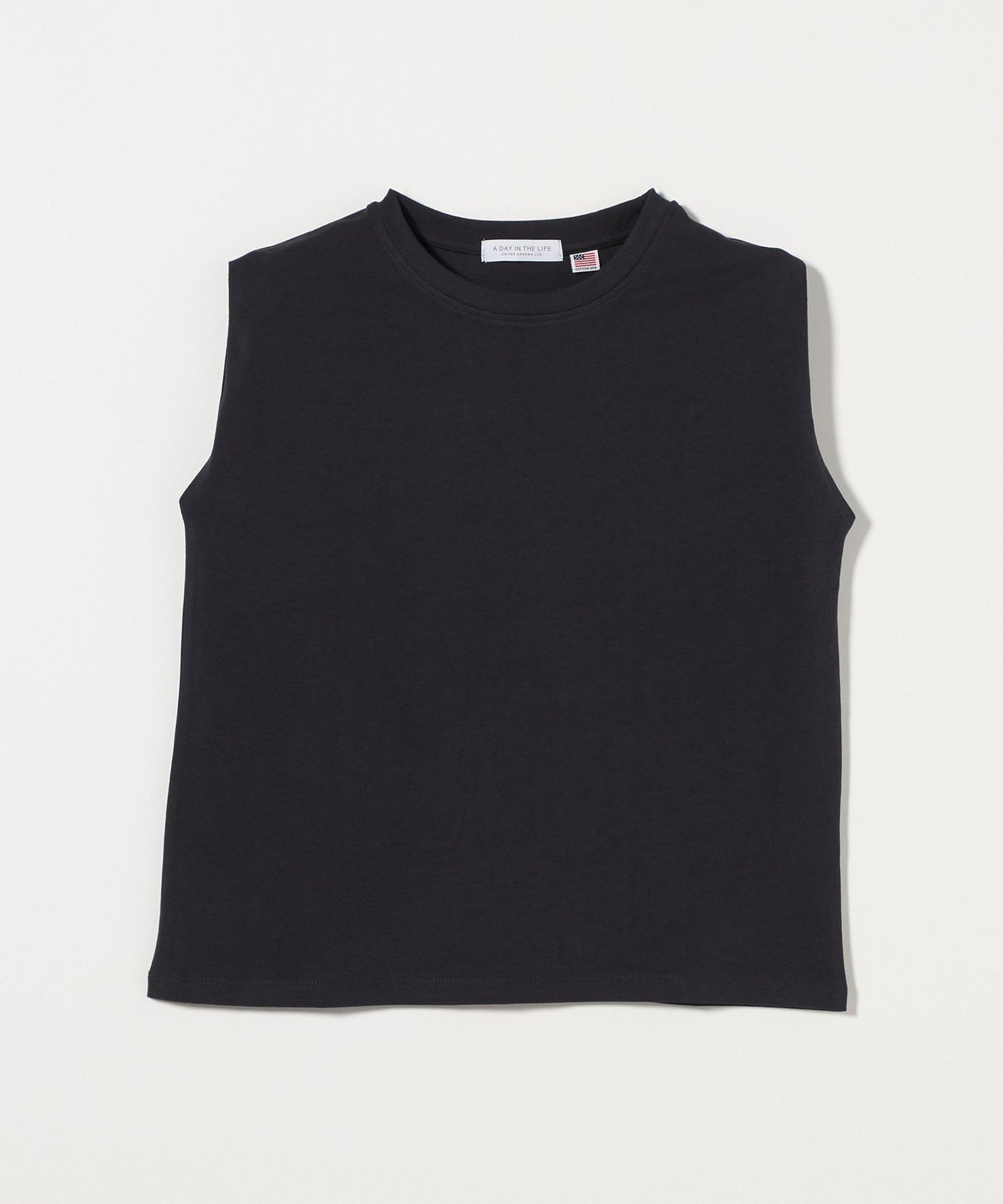 【ユナイテッドアローズ/UNITED ARROWS】のUSAコットン ノースリーブT シャツ A DAY IN THE LIFE インテリア・キッズ・メンズ・レディースファッション・服の通販 founy(ファニー) 　ファッション　Fashion　レディースファッション　Fashion for Women　トップス・カットソー　Cut & Sew Tops　キャミソール&ノースリーブ　Camisoles & Sleeveless Tops　シャツ・ブラウス・オフィスカジュアル　Elegant Blouses & Button-Ups　インナー　Innerwear　キャミワンピース　Cami Dress, Slip Dress　コンパクト　Compact, Small Size　シンプル　Simple, Minimal　タンク　Tank Top, Sleeveless Top　定番　Standard, Basic Item　ノースリーブ　Sleeveless, No-Sleeve　ボーダー　Border, Stripe　半袖　Short Sleeve, Half Sleeve　アウトレット　Outlet / Clearance　DK.GRAY|ID: prp329100004820943 ipo3291000000035034383