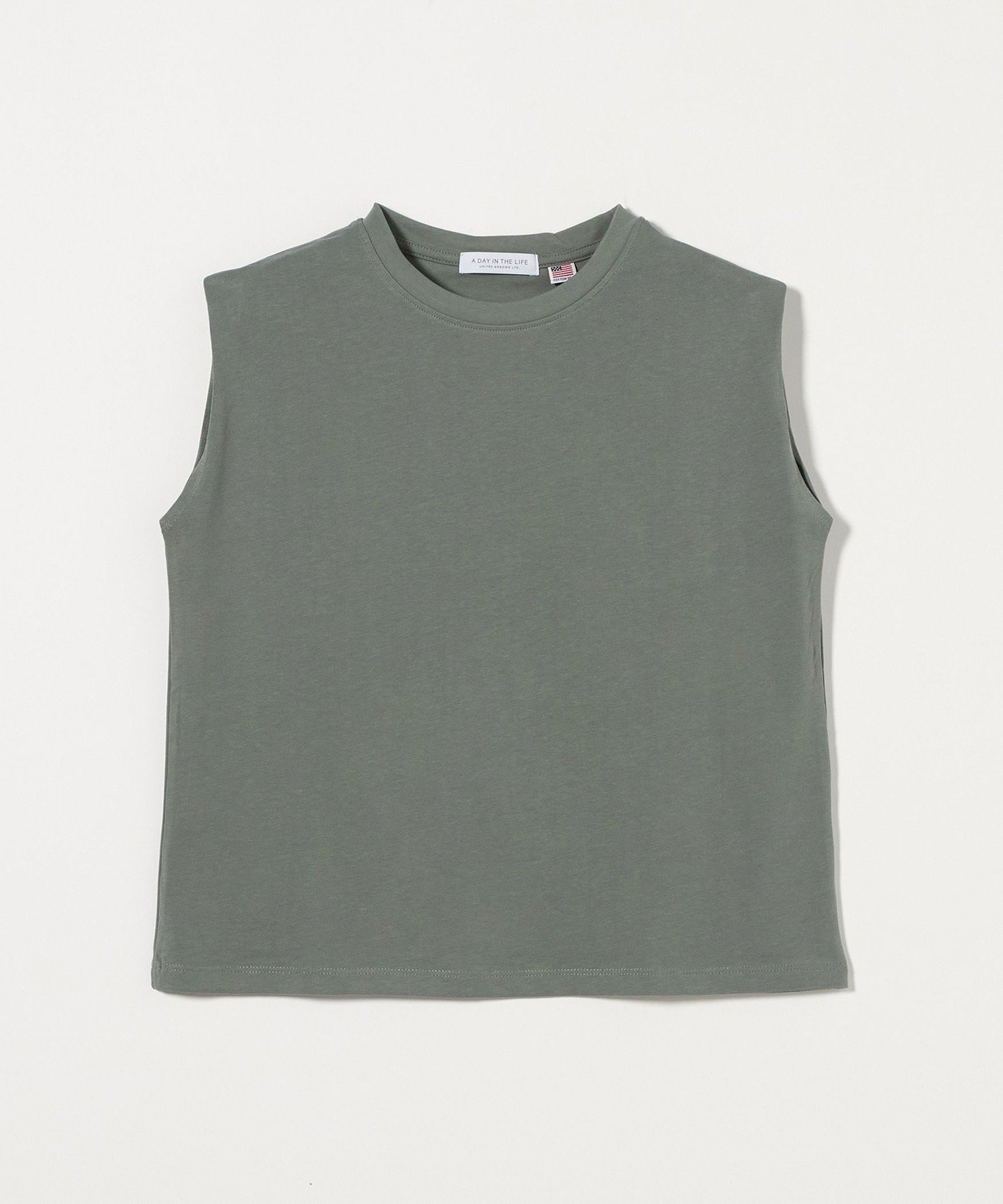 【ユナイテッドアローズ/UNITED ARROWS】のUSAコットン ノースリーブT シャツ A DAY IN THE LIFE インテリア・キッズ・メンズ・レディースファッション・服の通販 founy(ファニー) 　ファッション　Fashion　レディースファッション　Fashion for Women　トップス・カットソー　Cut & Sew Tops　キャミソール&ノースリーブ　Camisoles & Sleeveless Tops　シャツ・ブラウス・オフィスカジュアル　Elegant Blouses & Button-Ups　インナー　Innerwear　キャミワンピース　Cami Dress, Slip Dress　コンパクト　Compact, Small Size　シンプル　Simple, Minimal　タンク　Tank Top, Sleeveless Top　定番　Standard, Basic Item　ノースリーブ　Sleeveless, No-Sleeve　ボーダー　Border, Stripe　半袖　Short Sleeve, Half Sleeve　アウトレット　Outlet / Clearance　OLIVE|ID: prp329100004820943 ipo3291000000035034384