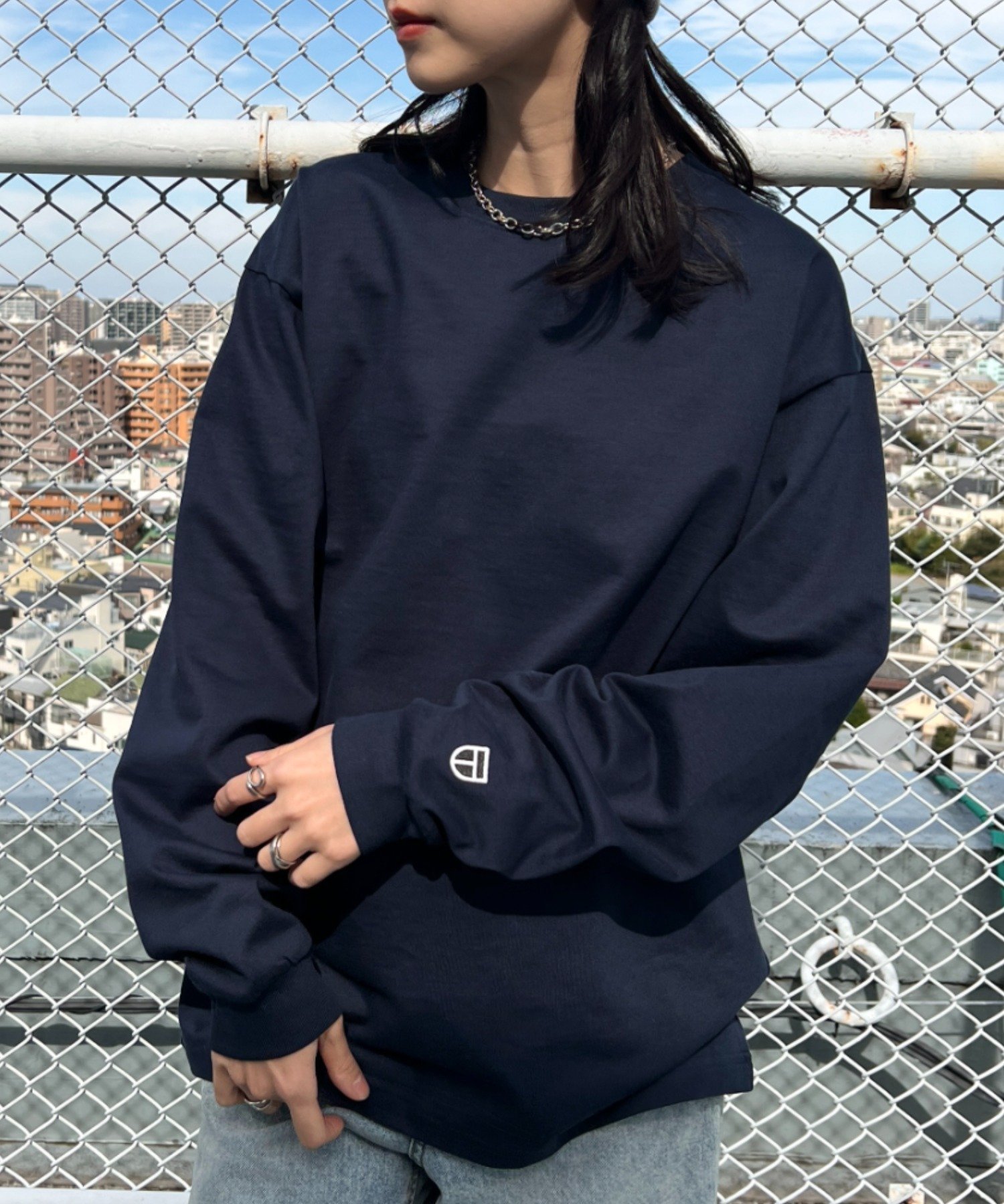 【アウトフィッター ラボ/Outfitter lab】のNEWTRAL(ニュートラル)/212 9.8oz Super Heavy Emblem LS T インテリア・キッズ・メンズ・レディースファッション・服の通販 founy(ファニー) 　ファッション　Fashion　レディースファッション　Fashion for Women　インナー　Innerwear　カットソー　Cut and Sewn Top　シンプル　Simple, Minimal　スウェット / スエット　Sweatshirt, Sweatwear　スタンダード　Standard, Basic　定番　Standard, Basic Item　なめらか　Smooth, Silky Texture　長袖　Long Sleeve, Full Sleeve　パフォーマンス　Performance, Active Function　ベーシック　Basic, Essential　メンズ　Men's, Menswear　無地　Plain, Solid Color　冬　Winter / This Winter　おすすめ　Recommended / Our Picks　エレガント 上品　Elegant　ネイビー|ID: prp329100004820997 ipo3291000000035035056