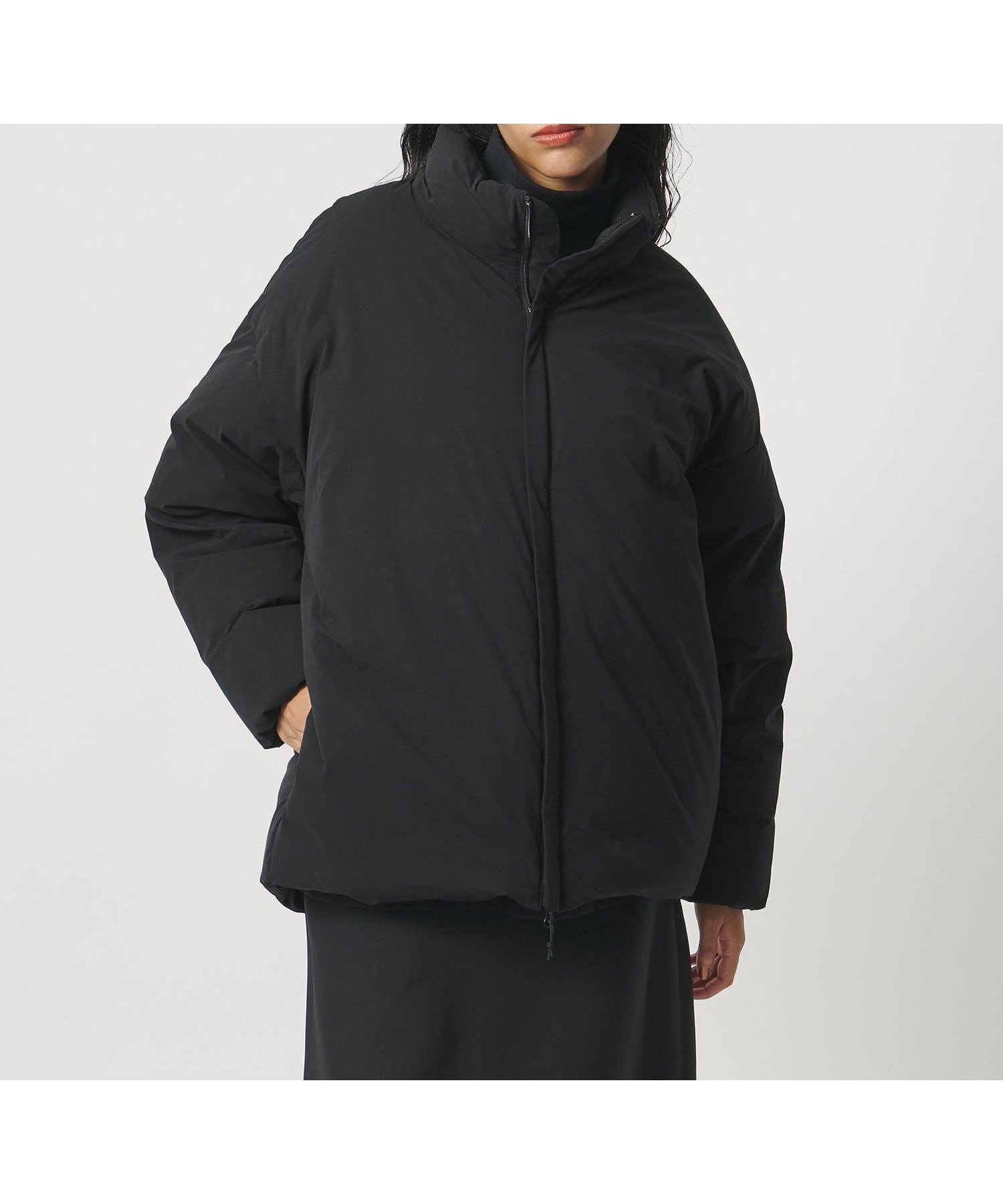 【ユナイテッドアローズ/UNITED ARROWS】のD.O UNITED ARROWS BY DAISUKE OBANA for WOMEN TFT DOWN JACKET BLACK/ダウンジャケット インテリア・キッズ・メンズ・レディースファッション・服の通販 founy(ファニー) 　ファッション　Fashion　レディースファッション　Fashion for Women　アウター　Coat / Outerwear Collection　レディースジャケット・軽アウター　Jackets　エレガント 上品　Elegant　コレクション　Collection, Seasonal Line　ジャケット　Jacket, Outerwear　スタンド　Stand Collar, Upright Stand　スリット　Slit, Slit Detail　セットアップ　Set-Up, Coordinated Outfit　タフタ　Taffeta, Structured Fabric　ダウン　Down, Puffer　ドローコード　Drawcord, Drawstring Cord　定番　Standard, Basic Item　フェザー　Feather, Feather Detail　フラット　Flat, Flat Shoes　ポケット　Pocket, Pocket Detail　防寒　Cold Protection, Winter-Ready　BLACK|ID: prp329100004821044 ipo3291000000035035673