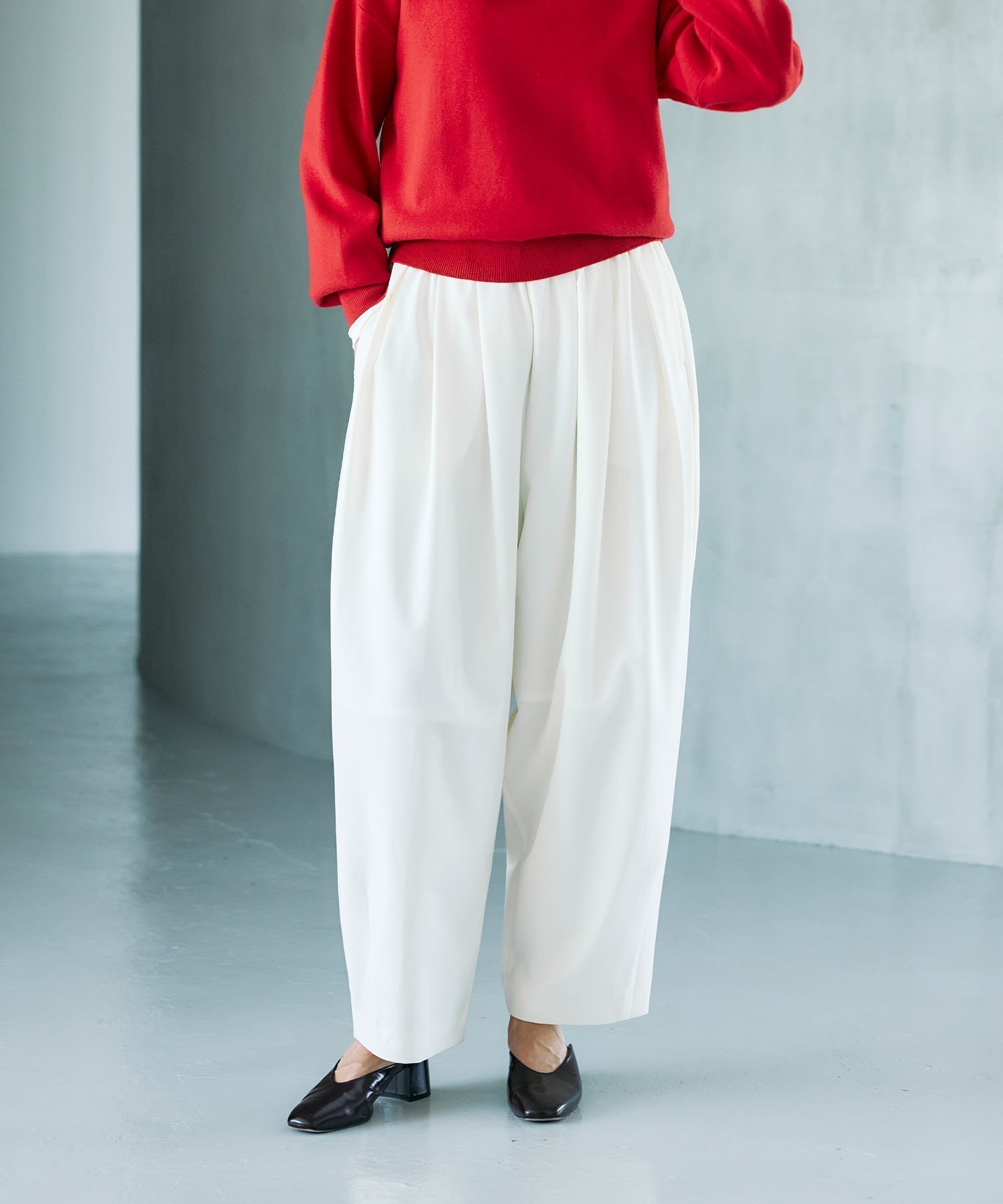 【ノーク/N.O.R.C】のウールライクボリュームドロストパンツ インテリア・キッズ・メンズ・レディースファッション・服の通販 founy(ファニー) 　ファッション　Fashion　レディースファッション　Fashion for Women　パンツ　Pants & Trousers　ギャザー　Gathered, Ruffled　ツイル　Twist, Twisted Detail　フロント　Front, Front Design　ランダム　Random, Irregular　秋　Autumn　オフ|ID: prp329100004821060 ipo3291000000035035891