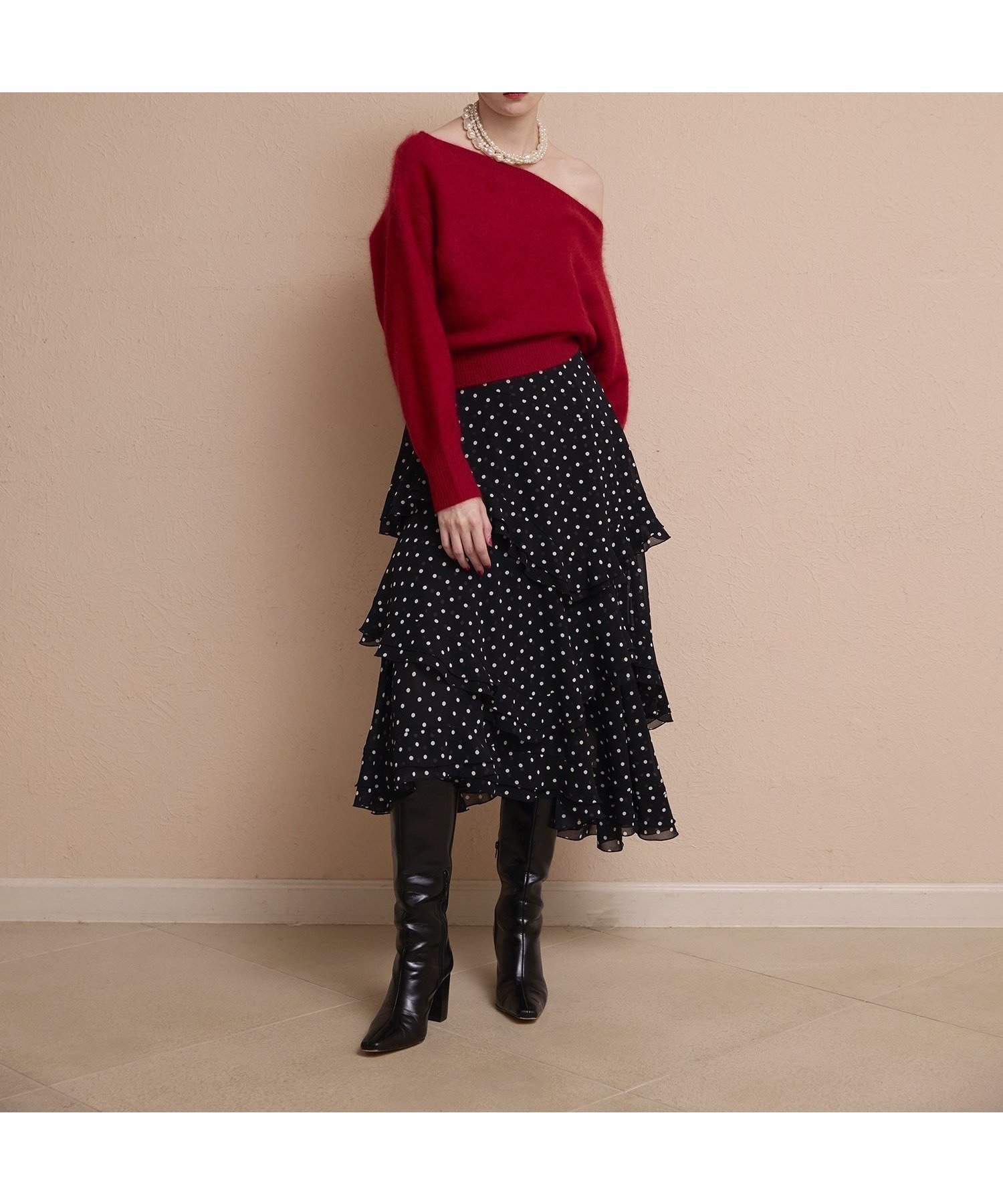 【エイミーイストワール/eimy istoire】のドットラッフルティアードスカート インテリア・キッズ・メンズ・レディースファッション・服の通販 founy(ファニー) 　ファッション　Fashion　レディースファッション　Fashion for Women　スカート　Skirts　ティアードスカート　Tiered Skirts　クラシカル　Classical, Vintage-Inspired　コンパクト　Compact, Small Size　シフォン　Chiffon, Lightweight Fabric　ジャケット　Jacket, Outerwear　ダウン　Down, Puffer　ティアードスカート　Tiered Skirt, Flounced Skirt　ドット　Polka Dot, Dot Pattern　バランス　Balance, Style Balance　ファブリック　Fabric, Textile　フェミニン　Feminine, Girly　再入荷　Restock / Back in Stock　おすすめ　Recommended / Our Picks　エレガント 上品　Elegant　BLACK|ID: prp329100004821153 ipo3291000000035037012