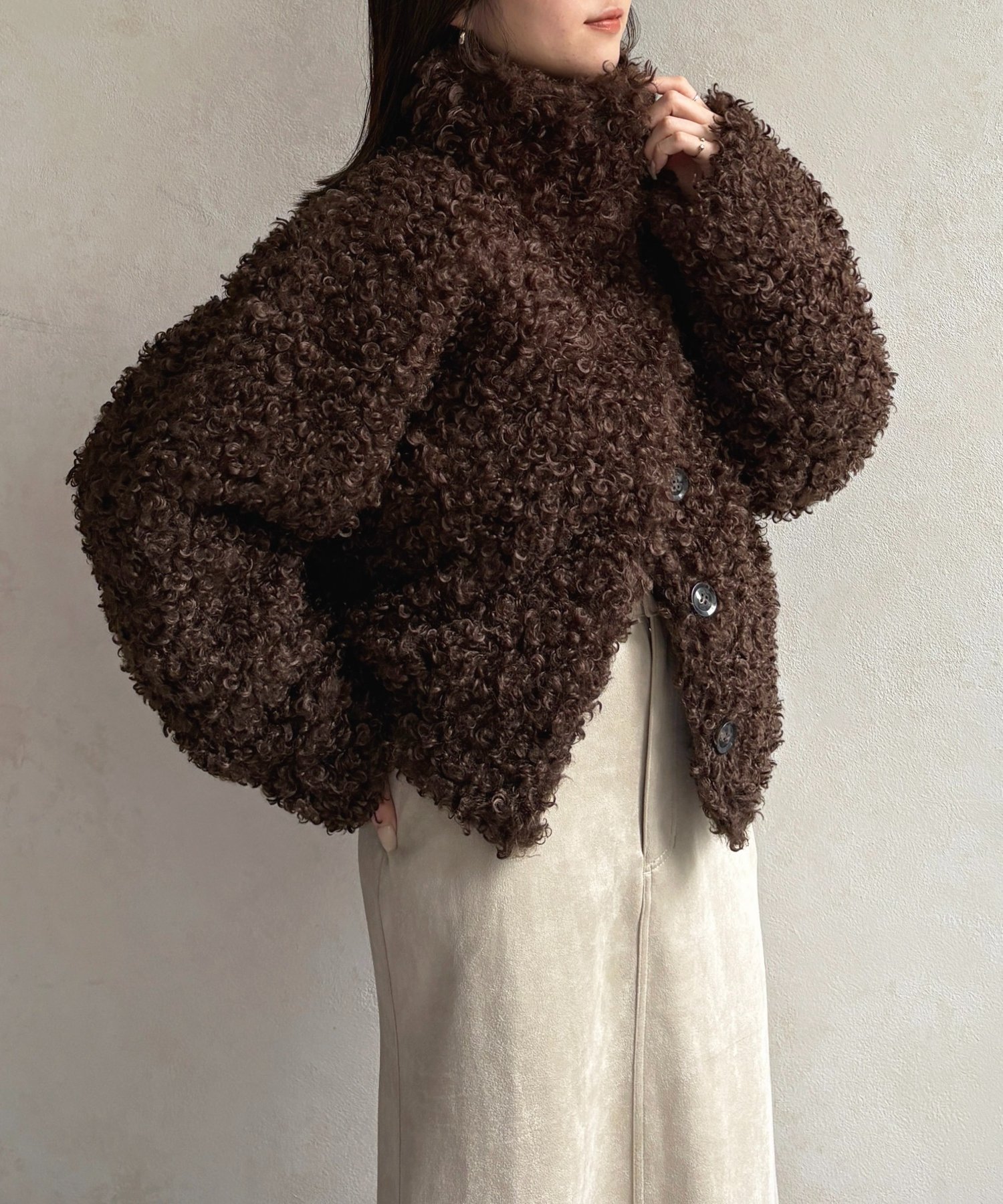 【ゼヴォン/Thevon】のプードルファーミドルジャケット インテリア・キッズ・メンズ・レディースファッション・服の通販 founy(ファニー) 　ファッション　Fashion　レディースファッション　Fashion for Women　アウター　Coat / Outerwear Collection　レディースジャケット・軽アウター　Jackets　秋　Autumn　ジャケット　Jacket, Outerwear　スラックス　Slacks, Dress Pants　タイトスカート　Pencil Skirt, Tight Skirt　トレンド　Trend, Trending Now　ポケット　Pocket, Pocket Detail　ミドル　Middle Length, Mid Height　冬　Winter / This Winter　再入荷　Restock / Back in Stock　おすすめ　Recommended / Our Picks　エレガント 上品　Elegant　2025年　2025　2025-2026秋冬・A/W　Autumn/Winter 2025–26 AW25–26　ブラウン|ID: prp329100004821161 ipo3291000000035037088