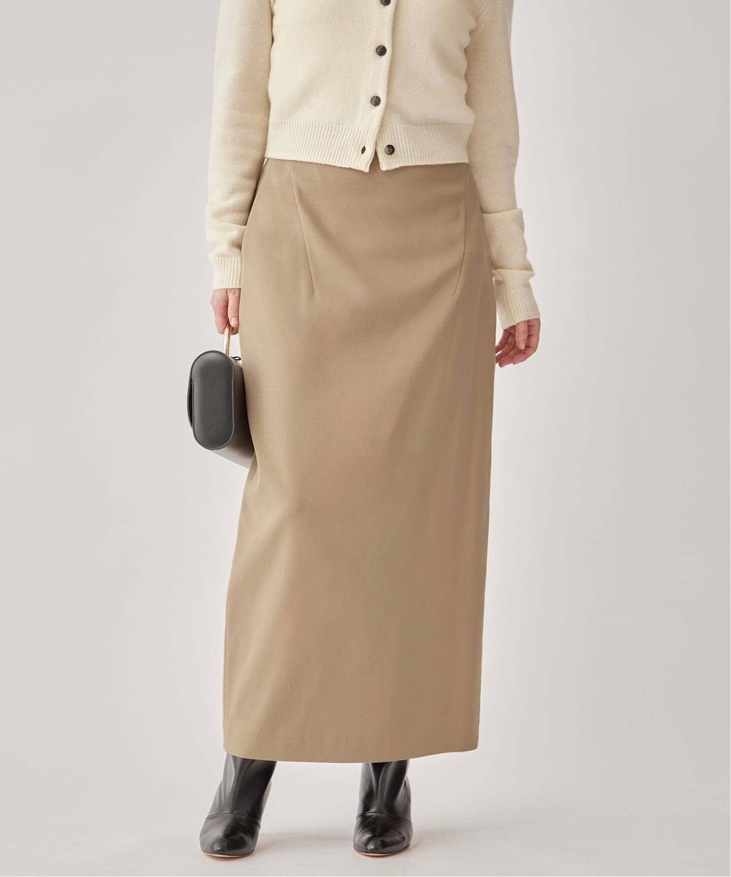 【ヴェルメイユ パー イエナ/VERMEIL par iena】のカーブスカート インテリア・キッズ・メンズ・レディースファッション・服の通販 founy(ファニー) 　ファッション　Fashion　レディースファッション　Fashion for Women　スカート　Skirts　2025年　2025　2025-2026秋冬・A/W　Autumn/Winter 2025–26 AW25–26　おすすめ　Recommended / Our Picks　カットソー　Cut and Sewn Top　ストレッチ　Stretch, Stretchy Fabric　ストレート　Straight, Straight Cut　デニム　Denim, Jeans Material　フラット　Flat, Flat Shoes　フロント　Front, Front Design　ロング　Long, Long-Length　キャメル A|ID: prp329100004821169 ipo3291000000035037144