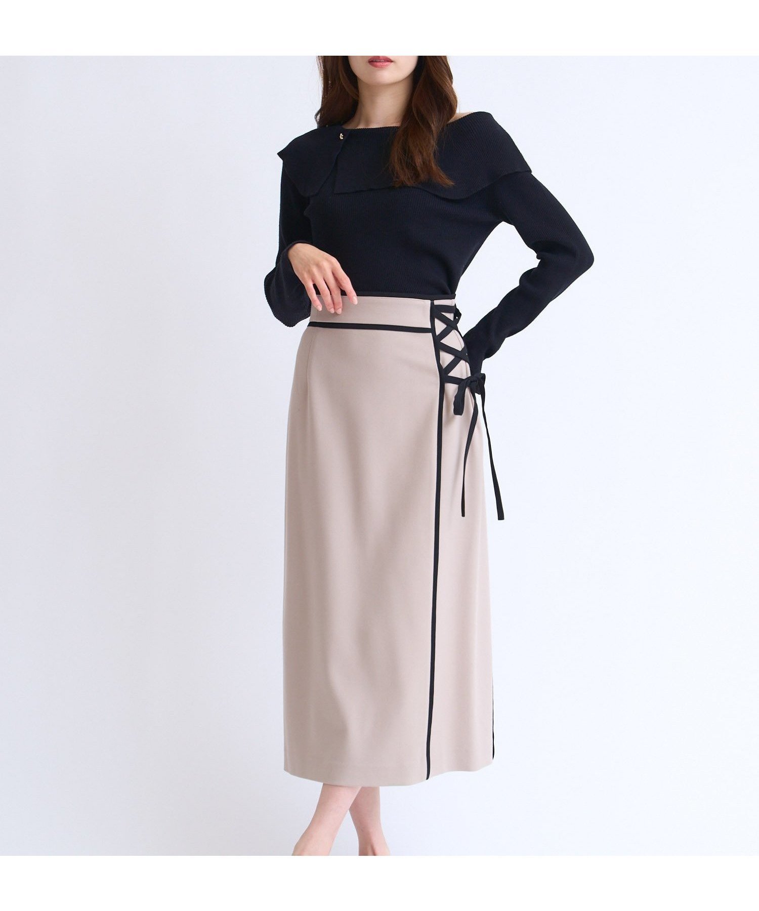 【ノエラ/Noela】のサイドレースアップリボンスカート インテリア・キッズ・メンズ・レディースファッション・服の通販 founy(ファニー) 　ファッション　Fashion　レディースファッション　Fashion for Women　スカート　Skirts　おすすめ　Recommended / Our Picks　タイトスカート　Pencil Skirt, Tight Skirt　フリル　Frill, Ruffle　ポケット　Pocket, Pocket Detail　リボン　Ribbon, Bow　ベージュ|ID: prp329100004821180 ipo3291000000035037298