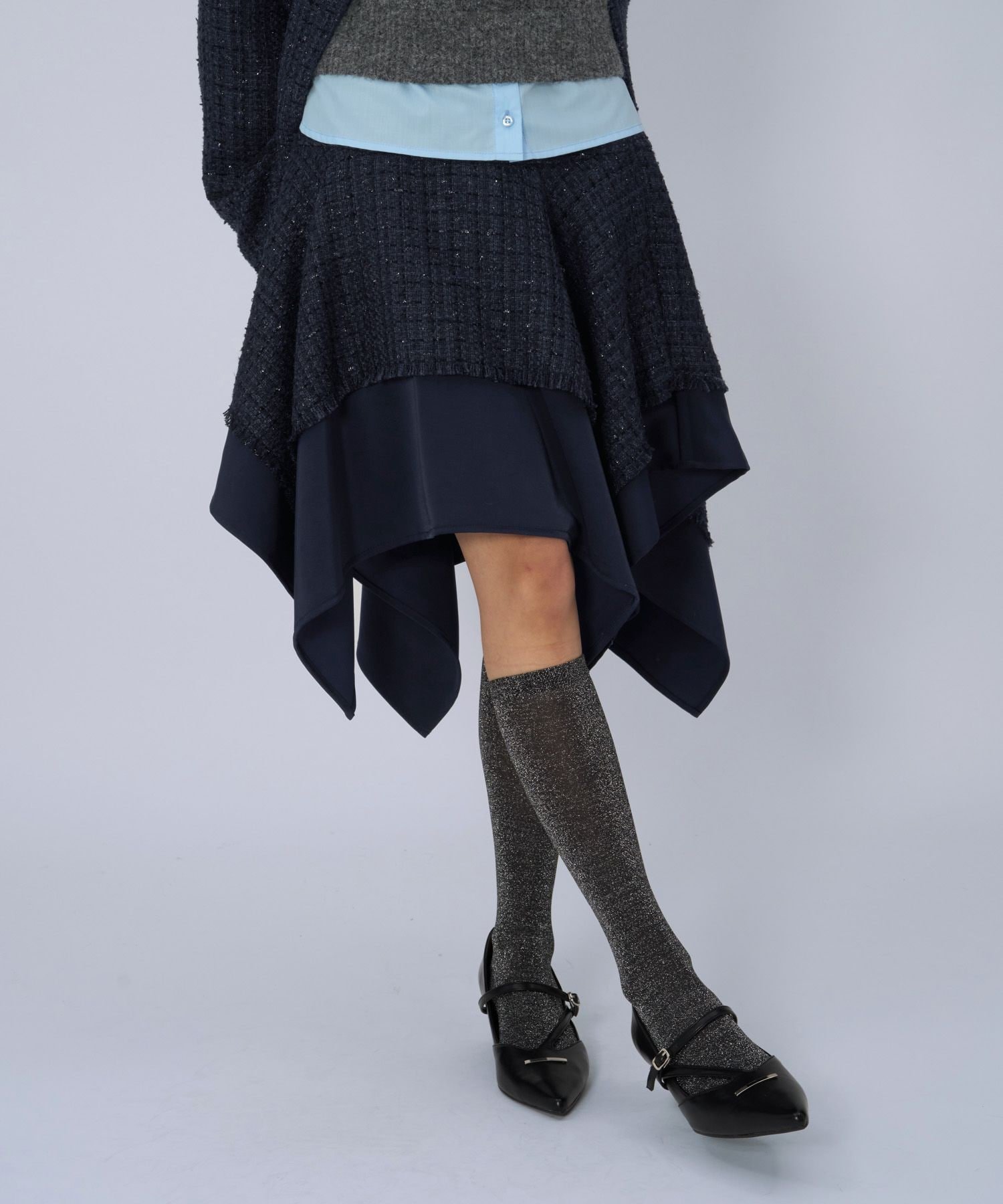 【ハレ/HARE】のラメツイードイレヘムミニスカート インテリア・キッズ・メンズ・レディースファッション・服の通販 founy(ファニー) 　ファッション　Fashion　レディースファッション　Fashion for Women　スカート　Skirts　ミニスカート　Mini Skirts　おすすめ　Recommended / Our Picks　ウェーブ　Wavy Pattern　ショート　Short, Short Length　ストレート　Straight, Straight Cut　ツイード　Twill, Twill Weave　トレンド　Trend, Trending Now　フィット　Fit, Slim Fit　ブルゾン　Blouson, Bomber Jacket　ミニスカート　Mini Skirt, Short Skirt　リブニット　Rib Knit, Ribbed Knit　エレガント 上品　Elegant　厚底　Platform Shoes　無地　Plain, Solid Color　ネイビー87|ID: prp329100004821187 ipo3291000000035037446